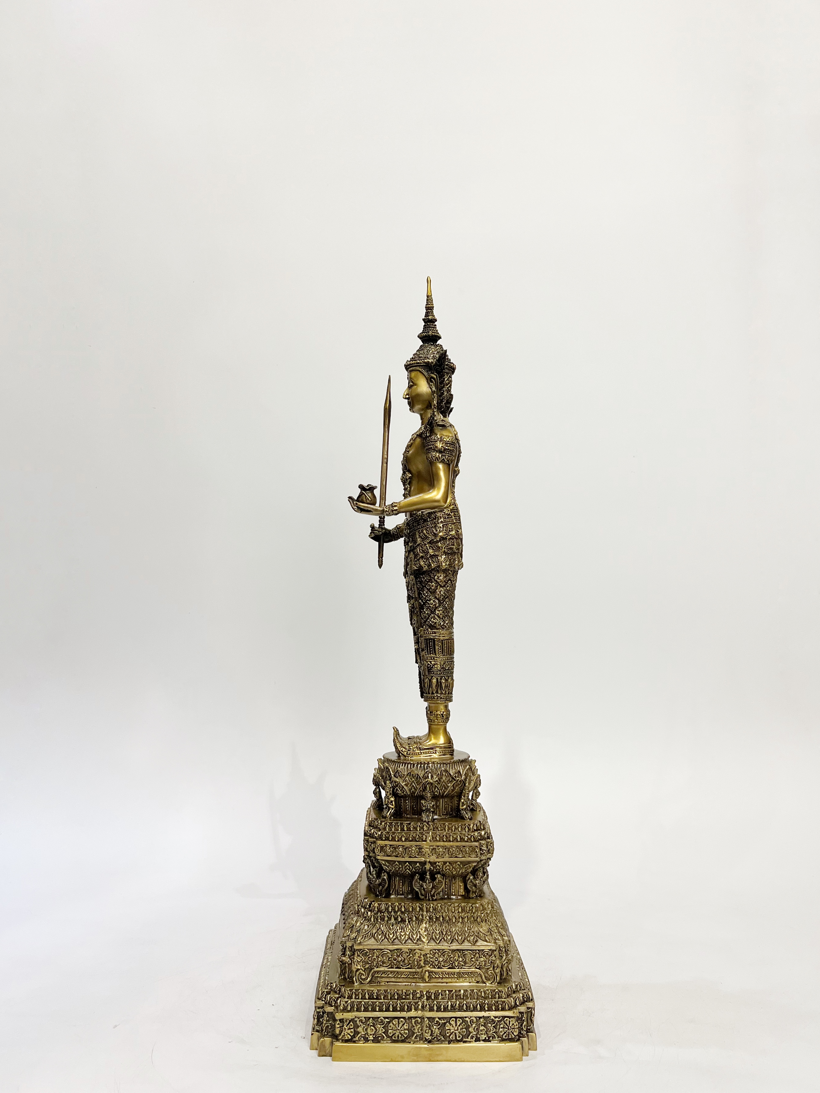 พระพุทธรูป พร้อม เทวรูป ทรงเครื่องจักพรรดิ์ หน้าตัก 5 นิ้ว (รวม 8 องค์)