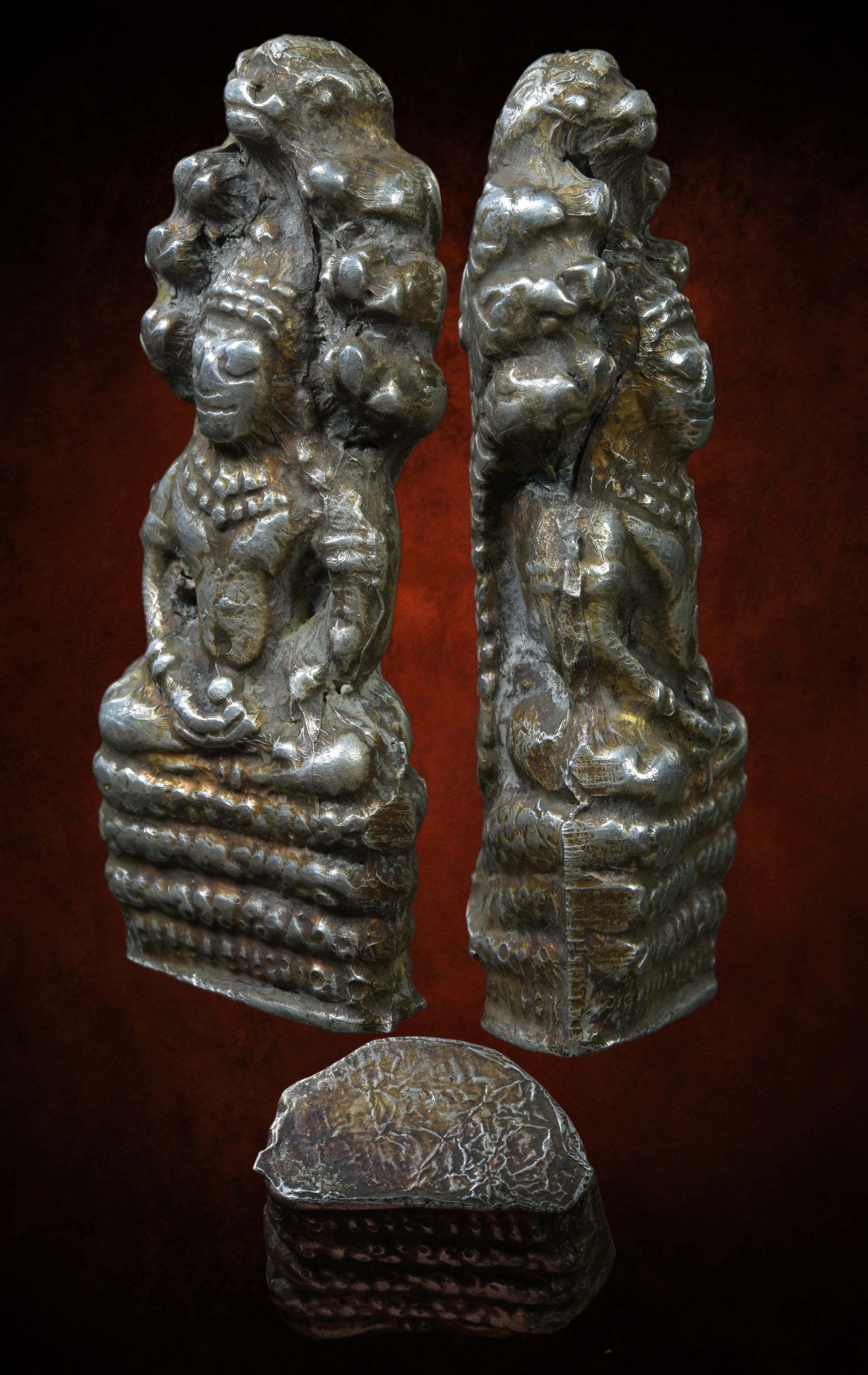 พระปางนาคปรก เนื้อว่าน บุเงิน