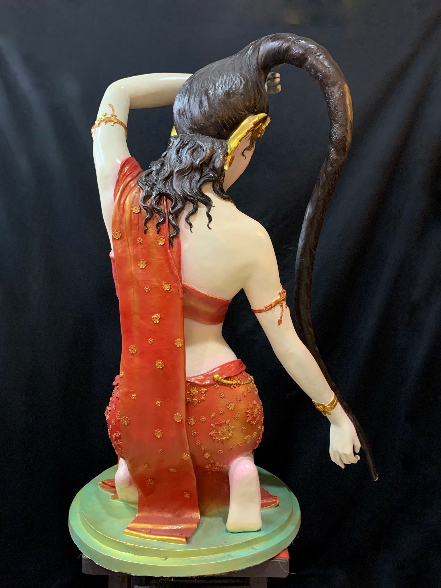 พระแม่ธรณีบีบมวยผม หน้าตัก 30 นิ้ว