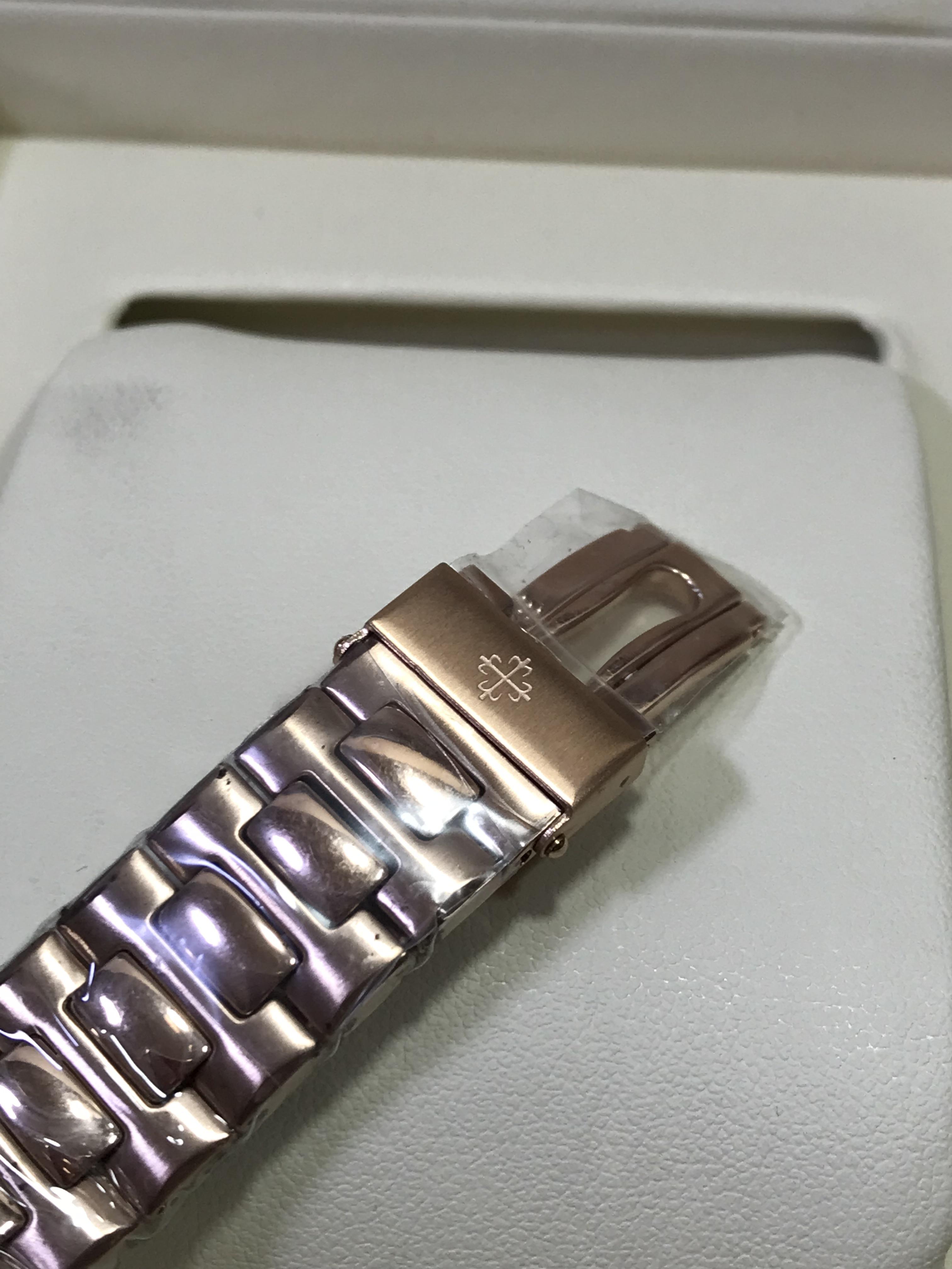 Patek Philippe Nautilus 5712R-001 (5A)