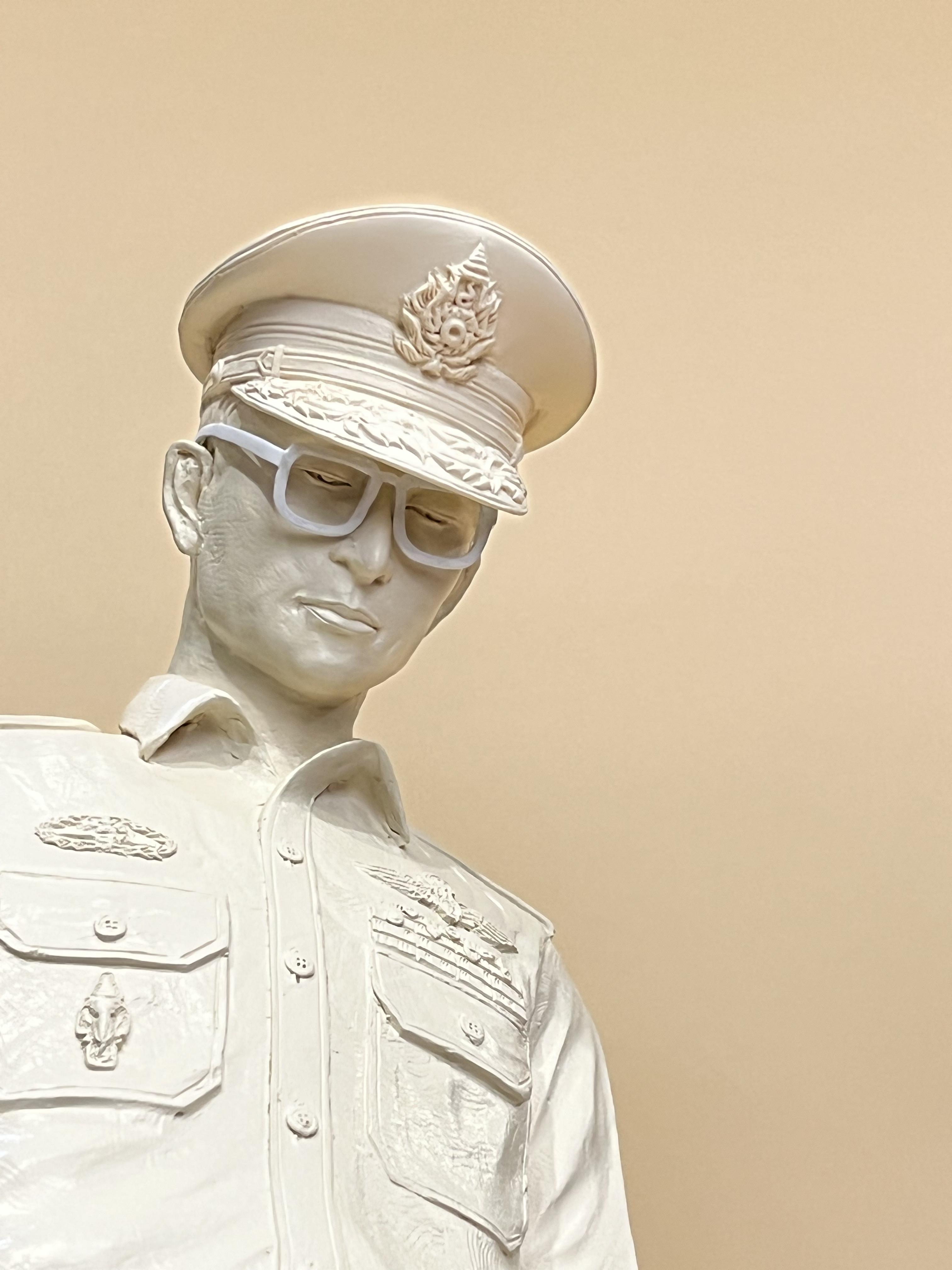 รัชกาลที่ 9 น้อมกราบพ่อ