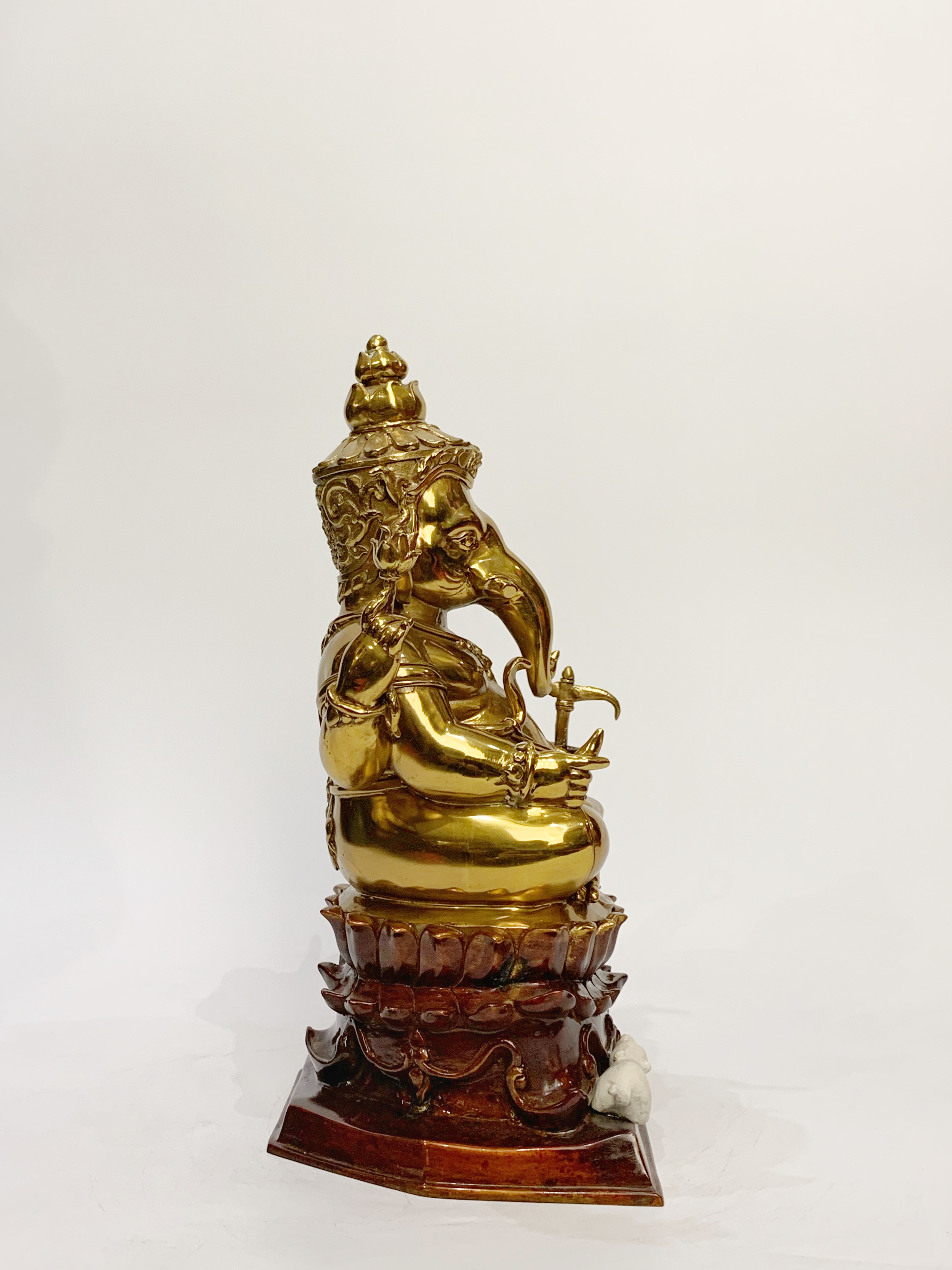 พระคเณศ อุดมปัญญา มหาสำเร็จ