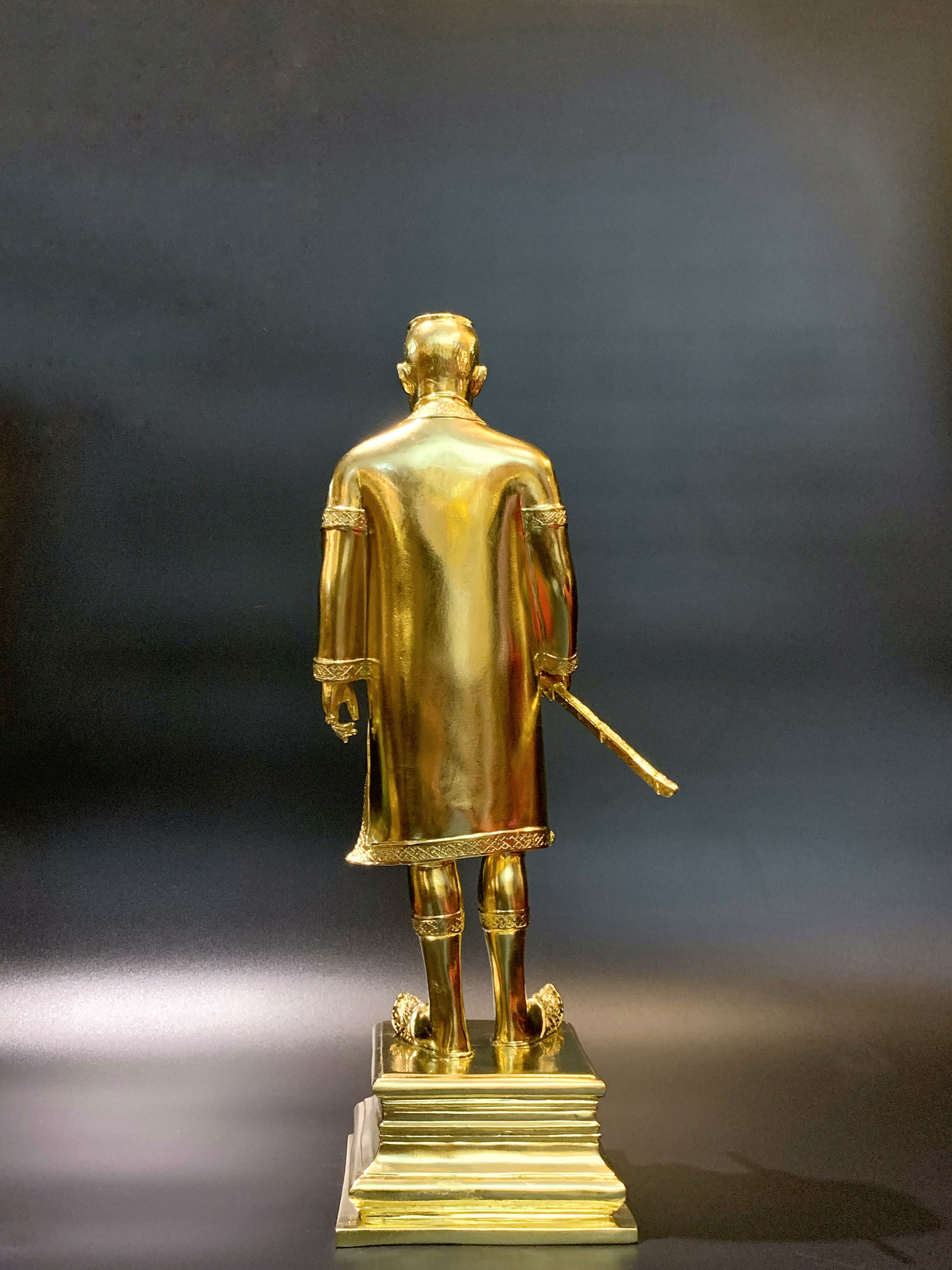 รัชกาลที่ 1 หน้าตัก 9 นิ้ว