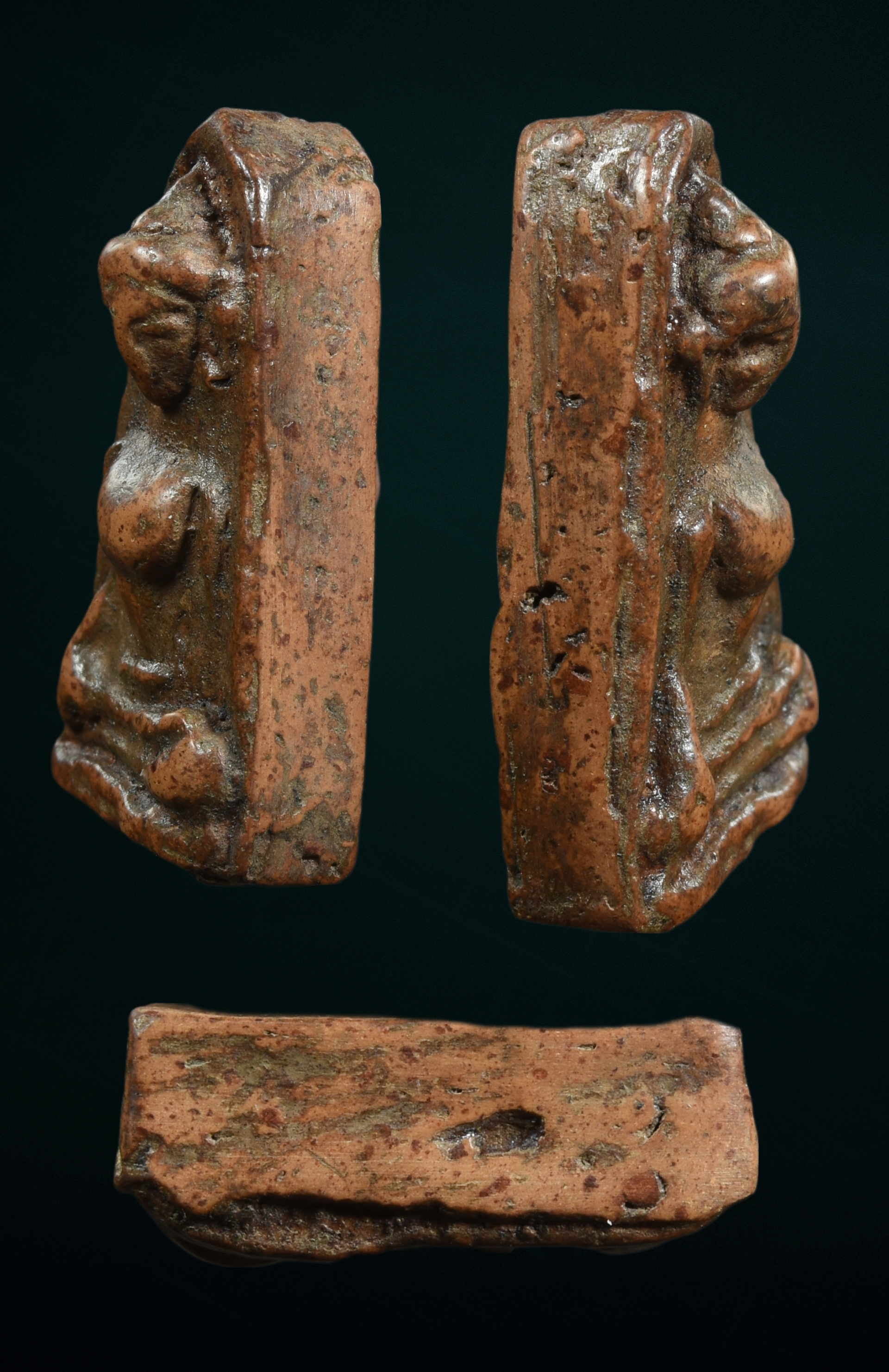 พระผงสุพรรณ เนื้อดิน