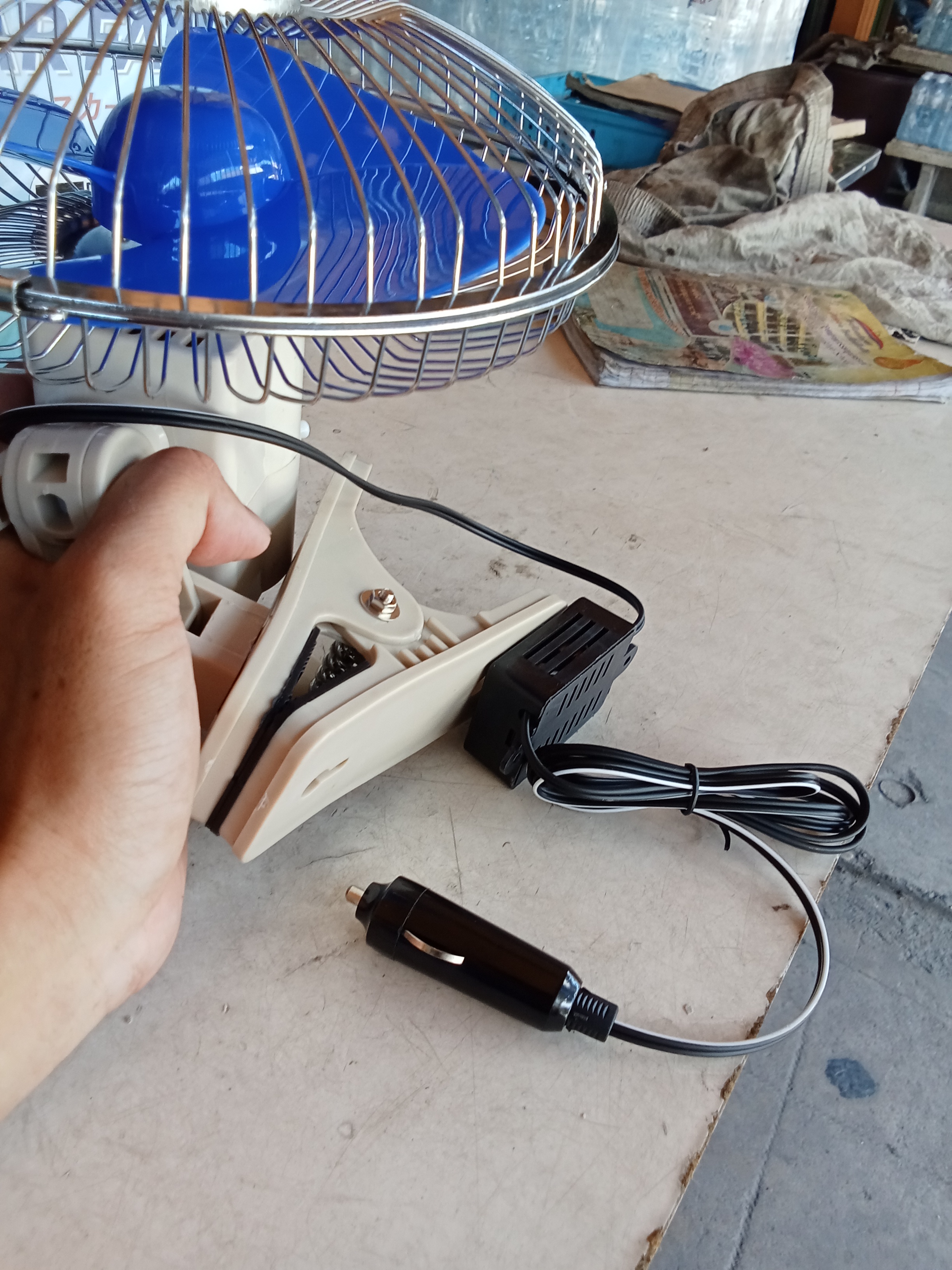 พัดลมสไตล์วินเทจ (Vintage) พัดลมติดตกแต่งรถยนต์ 24V สำหรับรถใหญ่