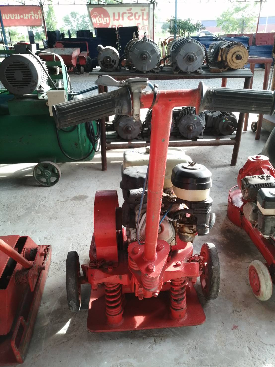 แท่นตบดิน 5-7 ตัน + HONDA 8 แรง