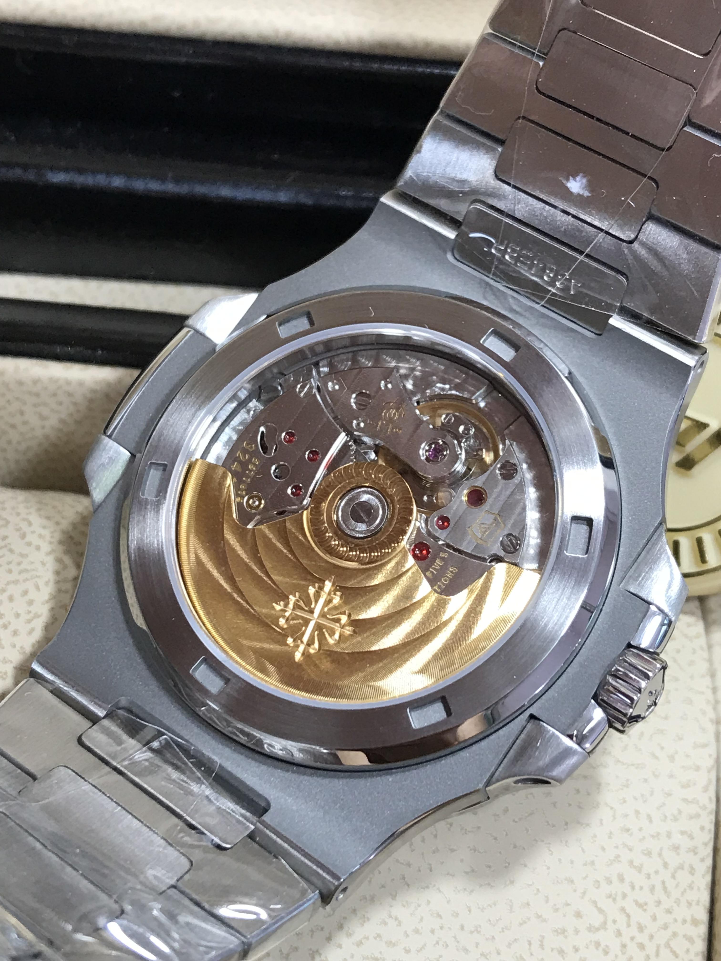 Patek Philippe Nautilus 5711/1A (Swiss PPF .V3)