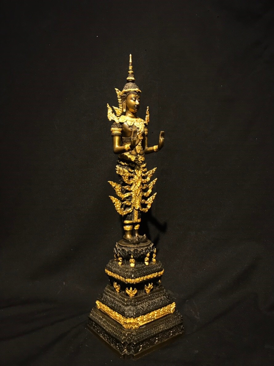 พระพุทธรูปปางห้ามสมุทร ทรงเครื่องจักพรรดิ์ หน้าตัก 5 นิ้ว