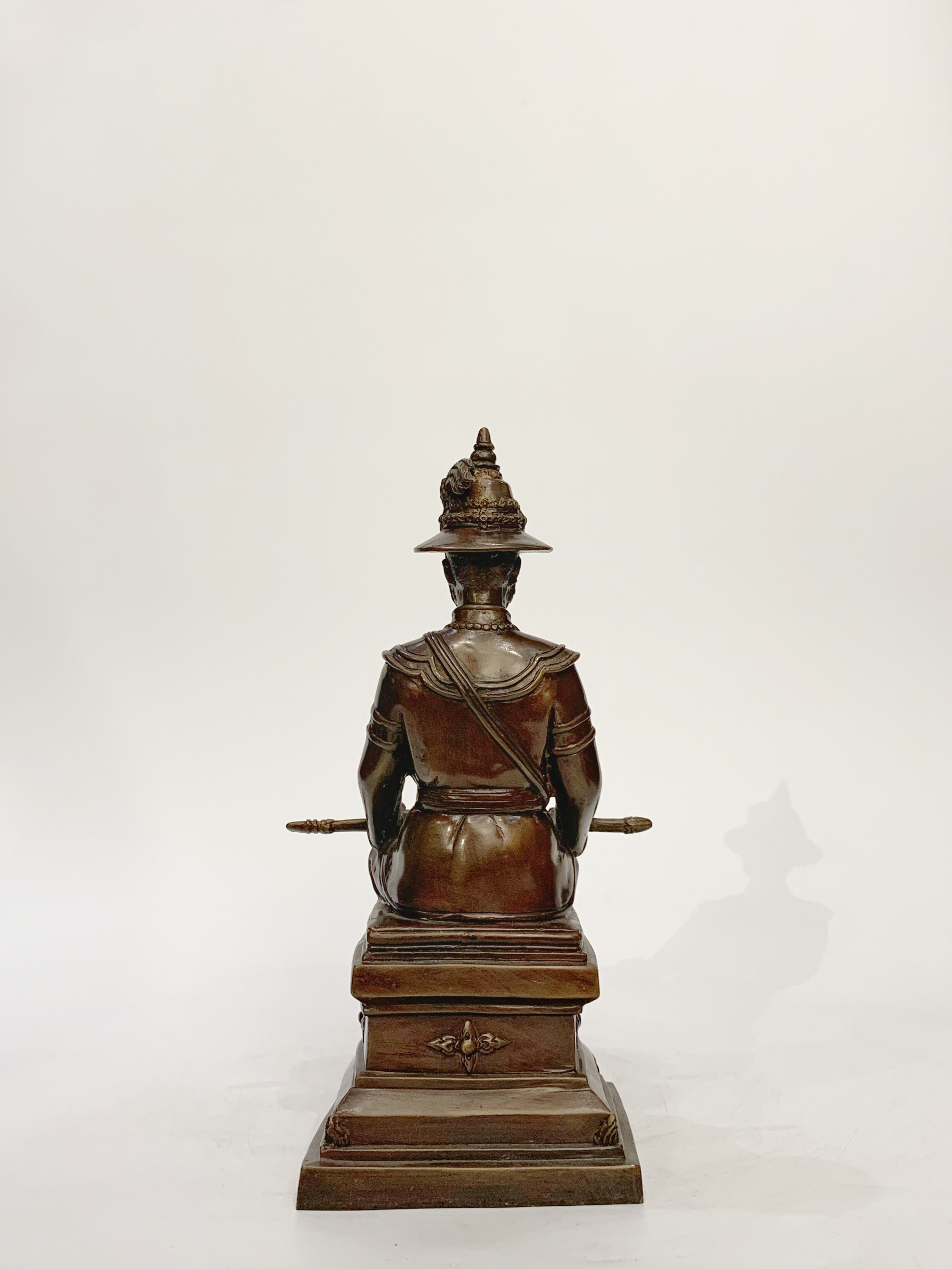 พระเจ้าตากสินมหาราช นั่งบัลลังก์ หน้าตัก 5 นิ้ว