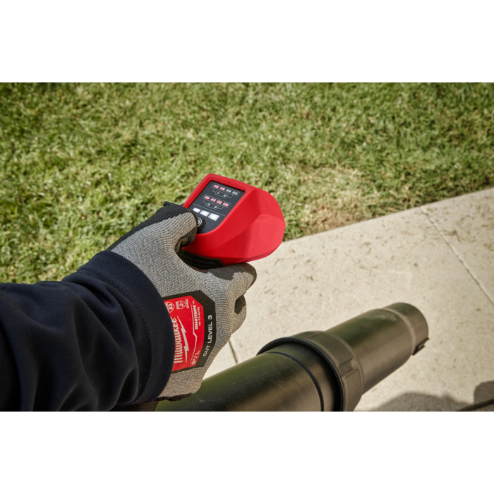 MILWAUKEE M18 F2BPB-0 เครื่องเป่าใบไม้สะพายหลัง ระบบแบตเตอรี่คู่ พร้อมเครื่องชาร์จและแบตเตอรี่ 18V@5.0AH x 2 ก้อน