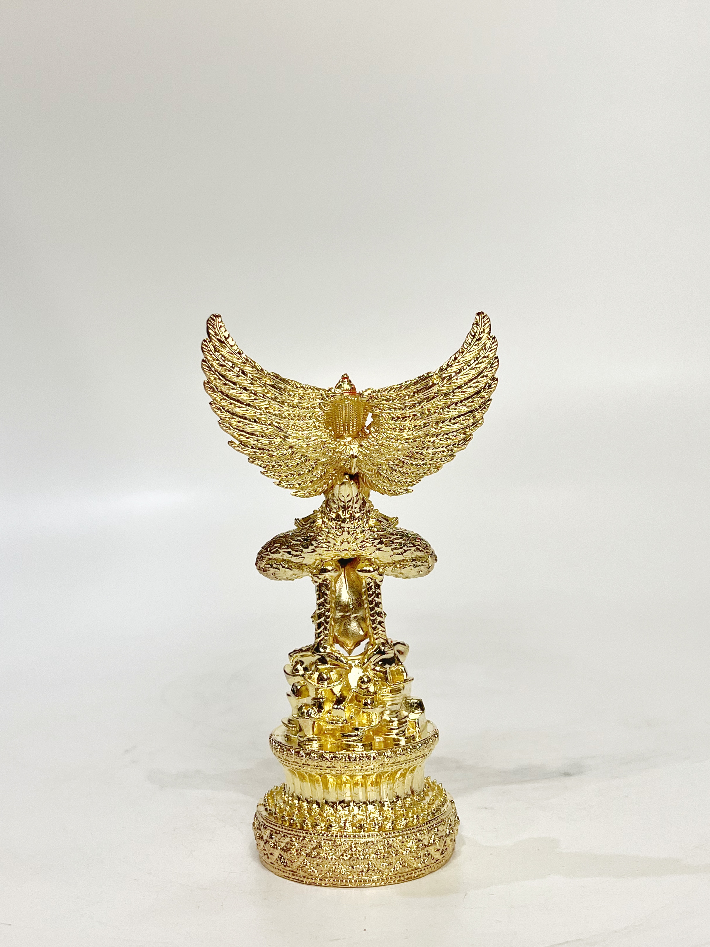 พญาครุฑ รุ่น เหยียบเงินเหยียบทอง สูง 5 นิ้ว (ตั้งโต๊ะ)