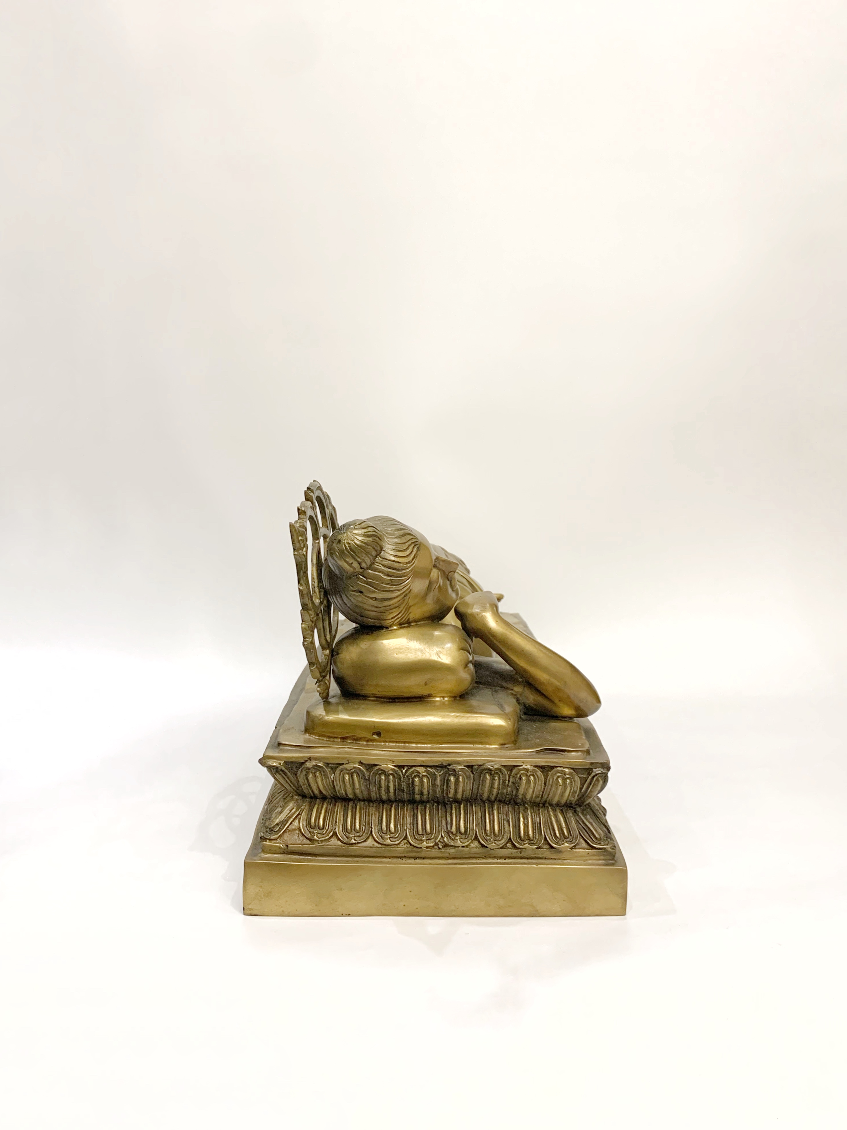 พระพุทธรูป ปางไสยาสน์ หน้าตัก 9 นิ้ว