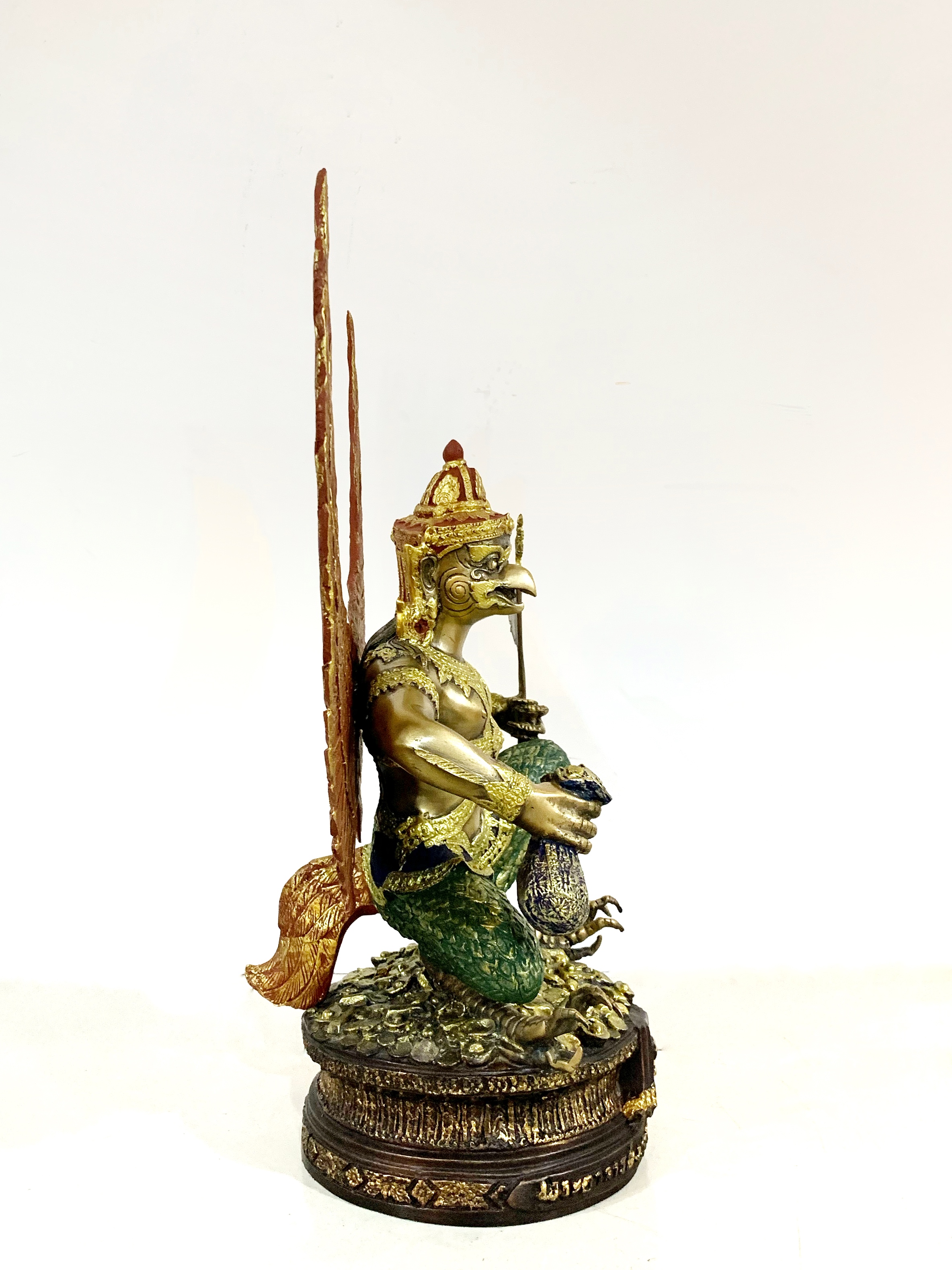 พญาครุฑ รุ่น ขุมทรัพย์มหาเทพ รวย ๑๐๐ๆ ๑๐๐ ล้าน