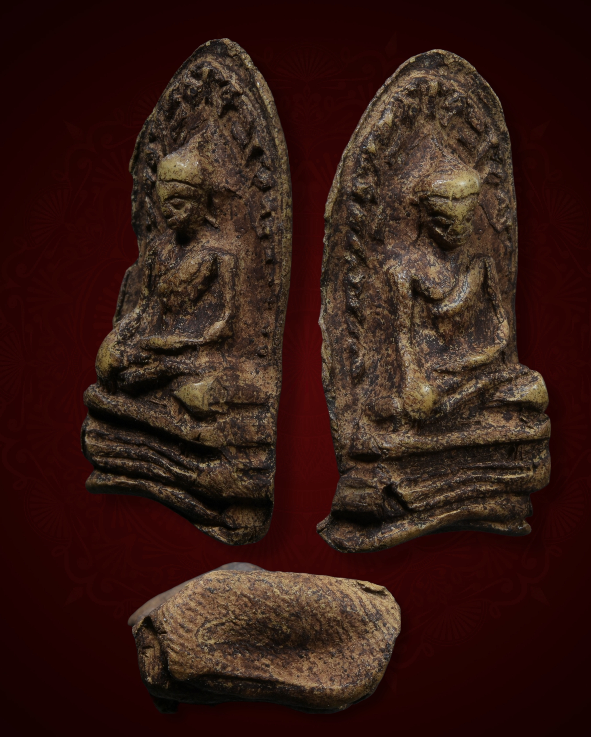 พระรอด พิมพ์ใหญ่ เนื้อดิน