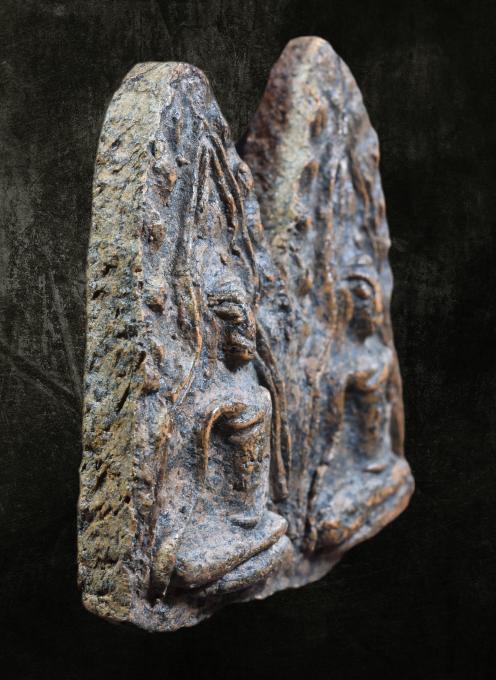 พระขุนแผนพรายคู่ กรุบ้านกร่าง