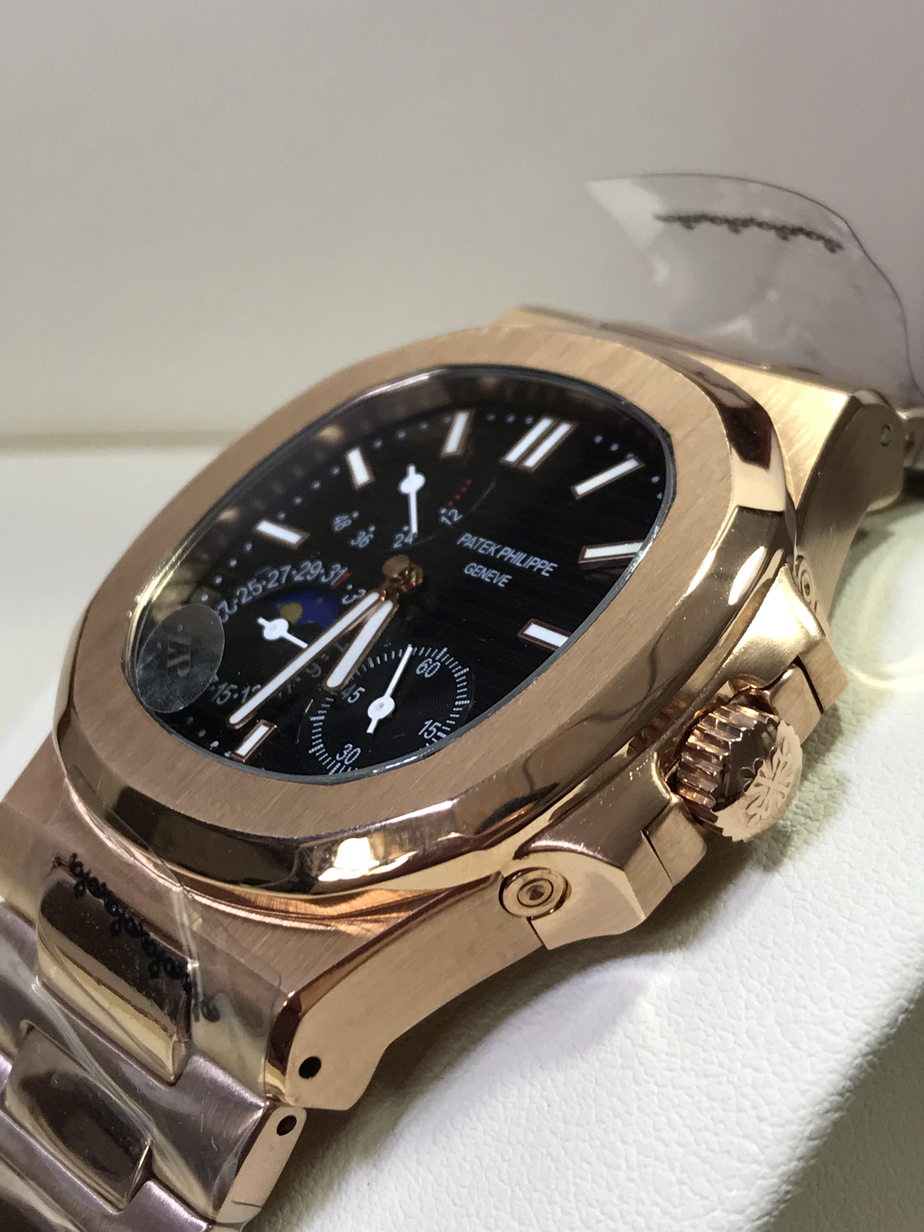 Patek Philippe Nautilus 5712R-001 (5A)