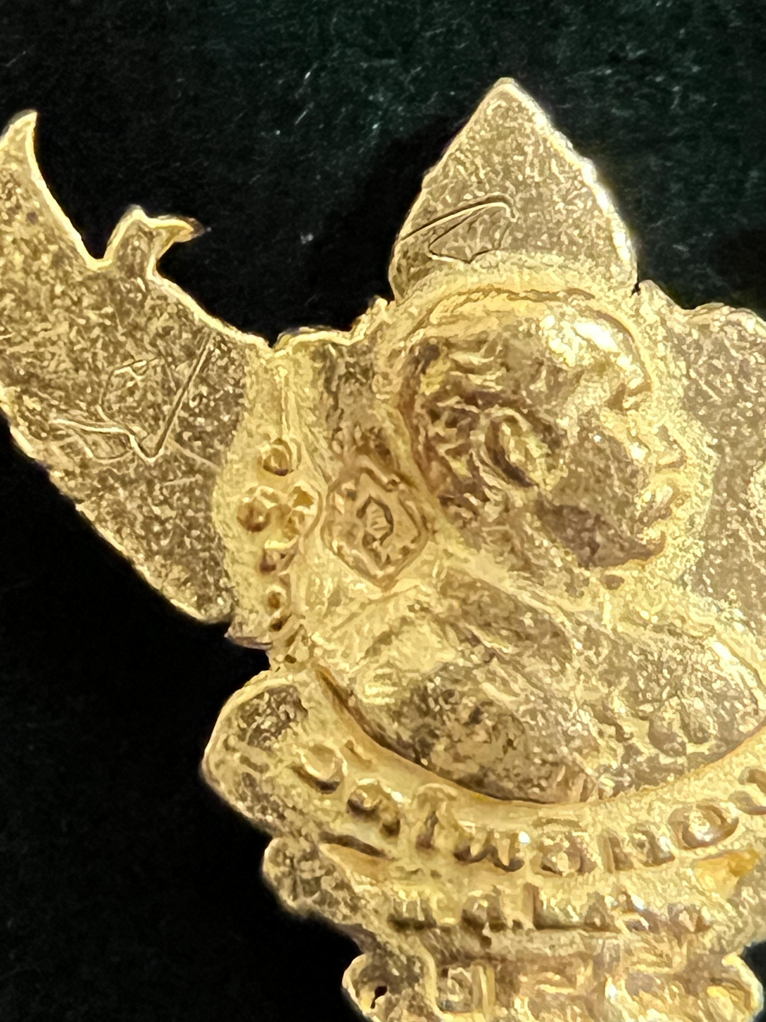 พญาครุฑ รุ่น เปิดขุมทรัพย์ (ทองคำ พิมพ์เล็ก)