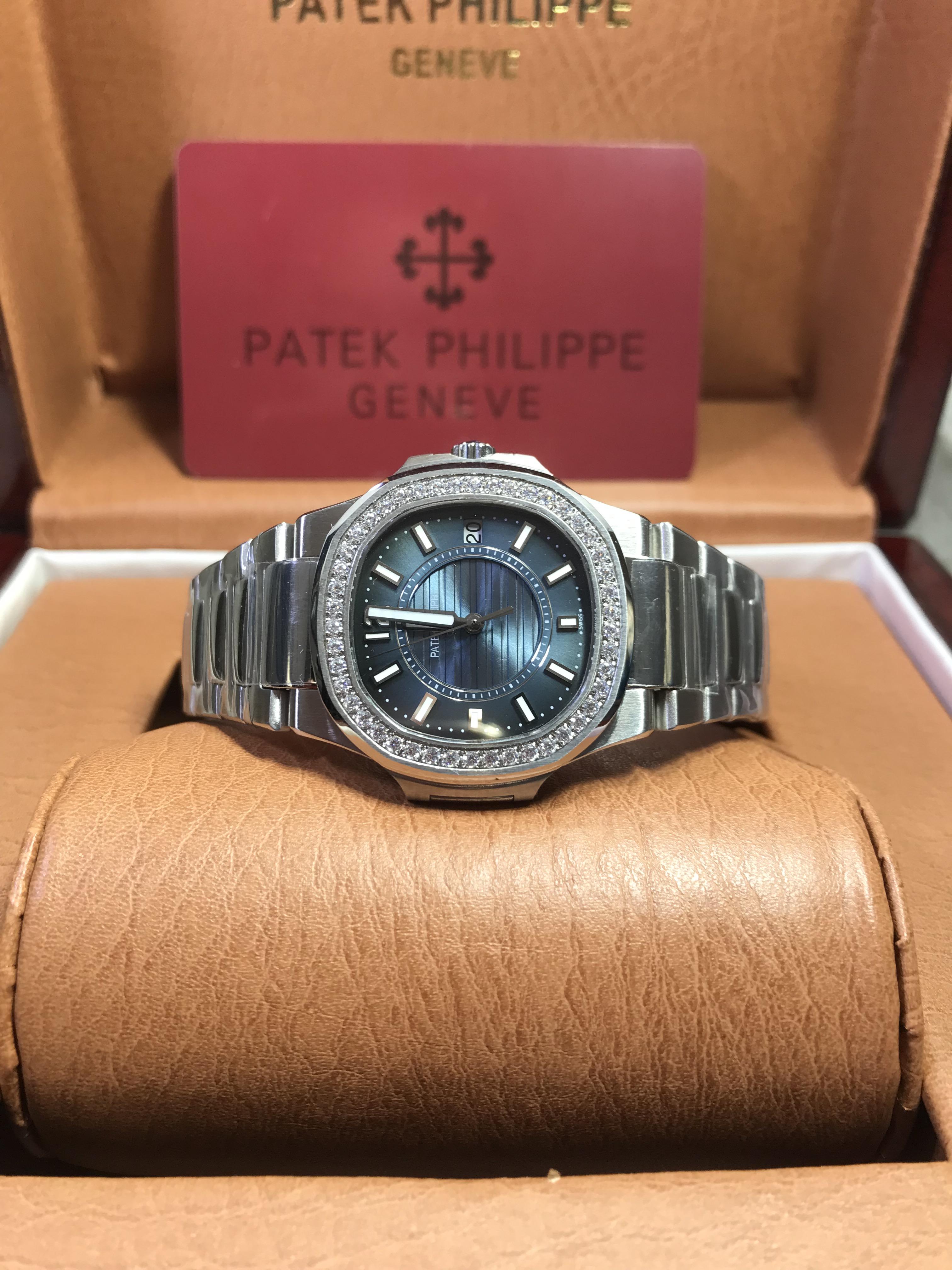Patek Nautilus Ladies 7010G