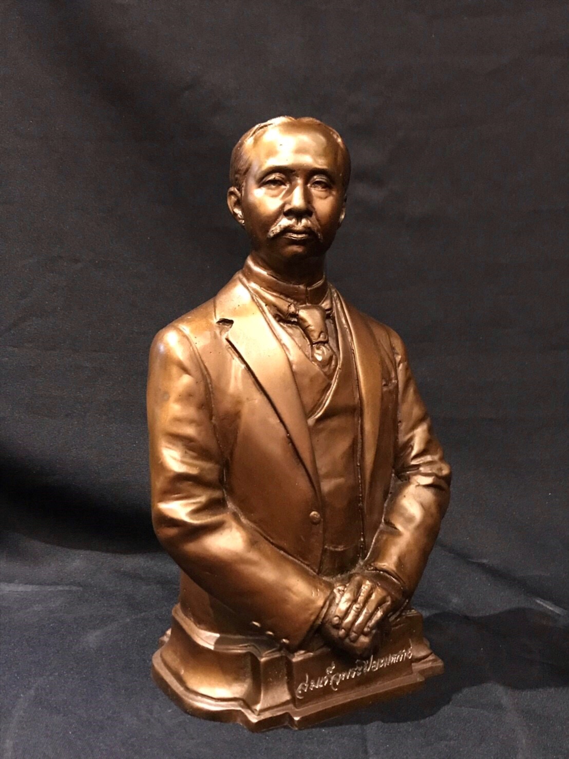 รัชกาลที่ 5 ครึ่งพระองค์