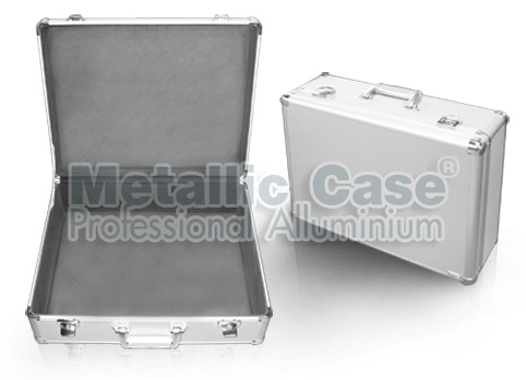 metalliccase 4071-10-5407 / กระเป๋า Pinit (50x40x15 T1C4H1K7P2)