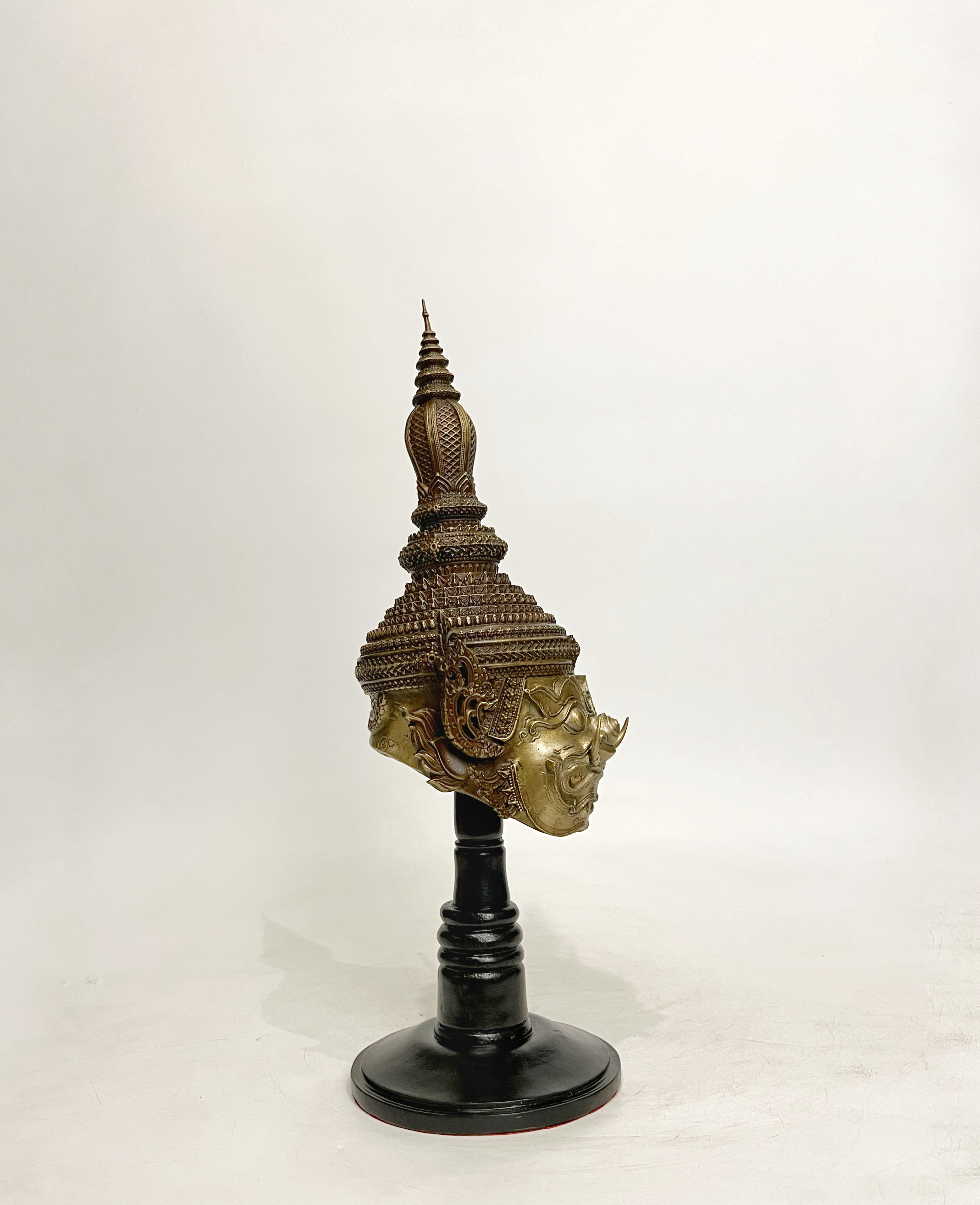 เศียรท้าวเวสสุวรรณ ขนาดกลาง