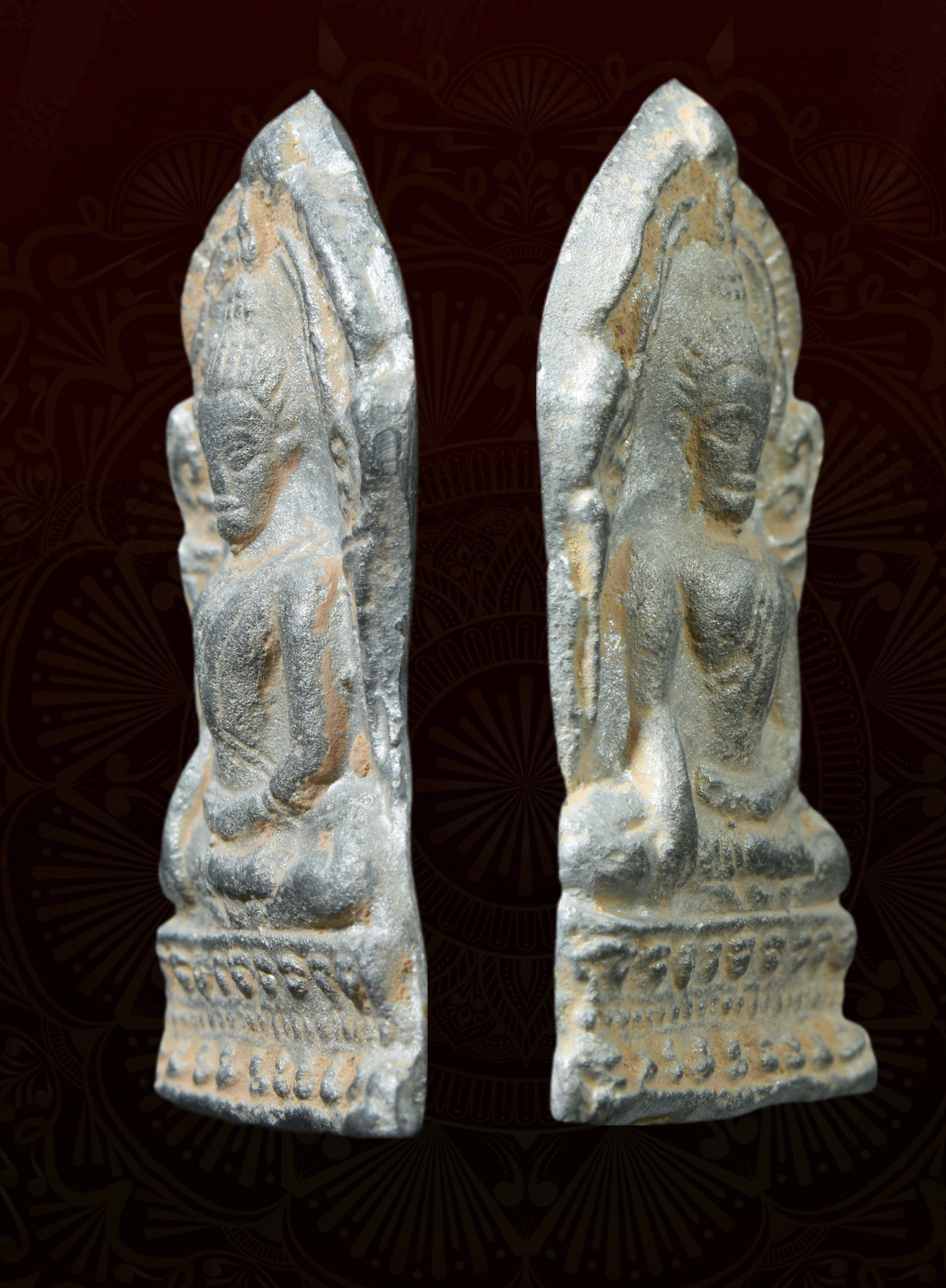 พระพุทธชินราชใบเสมา พิมพ์ฐานเตี้ย เนื้อชินเงินผิวปรอท