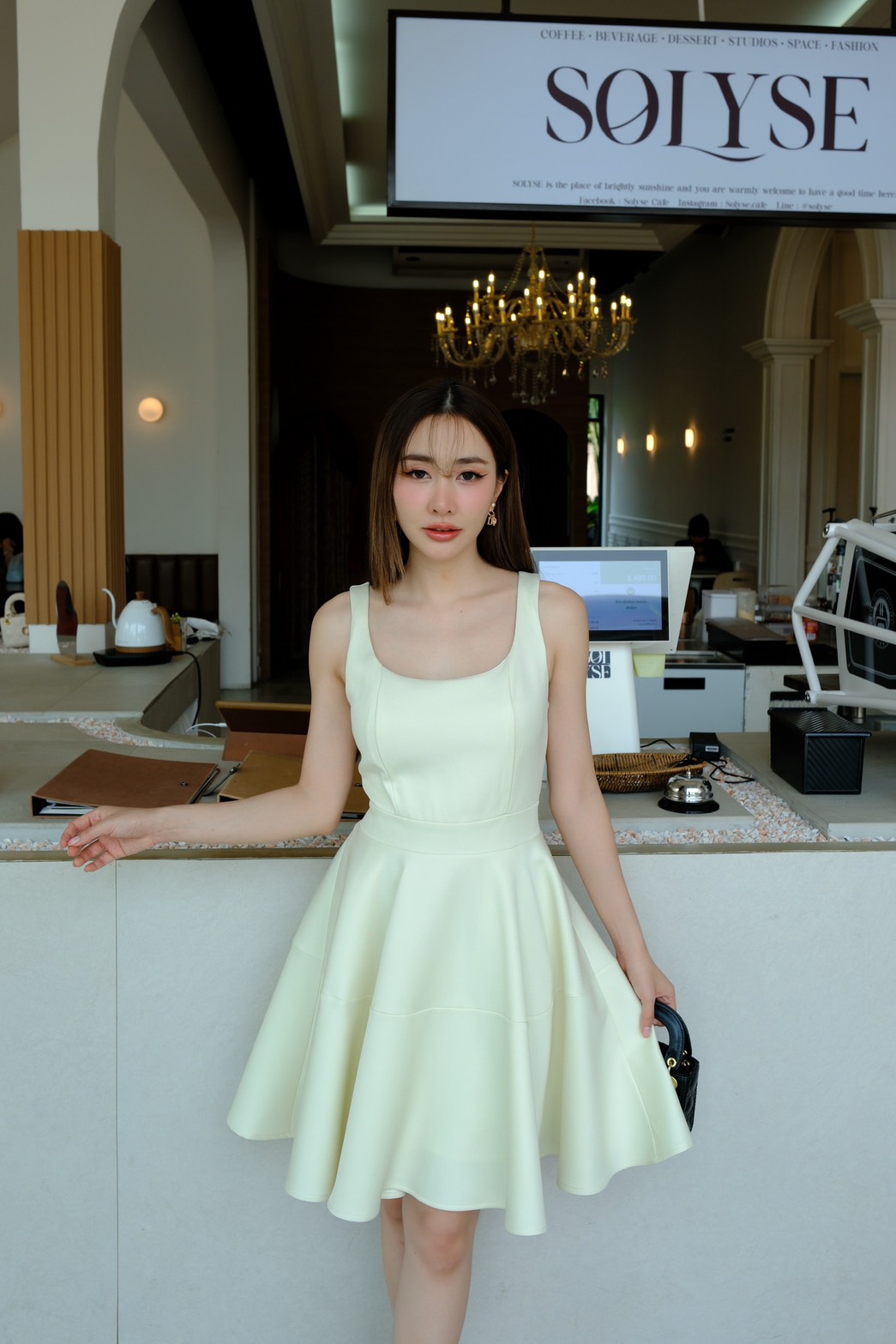 Morin dress #4805 เดรสสั้นผ้าพรีเมี่ยมอัดกาวอย่างดี ทรงสวยแบบตะโกน ช่วงบนเก็บหุ่นสไตล์Corset thitiya