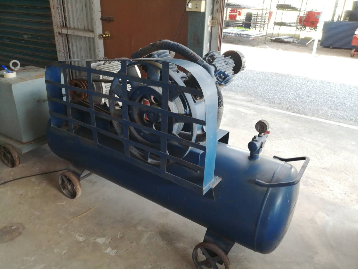 ปั้มลมพูม่า 3 สาย 7.5 HP เก่า (สีน้ำเงิน)