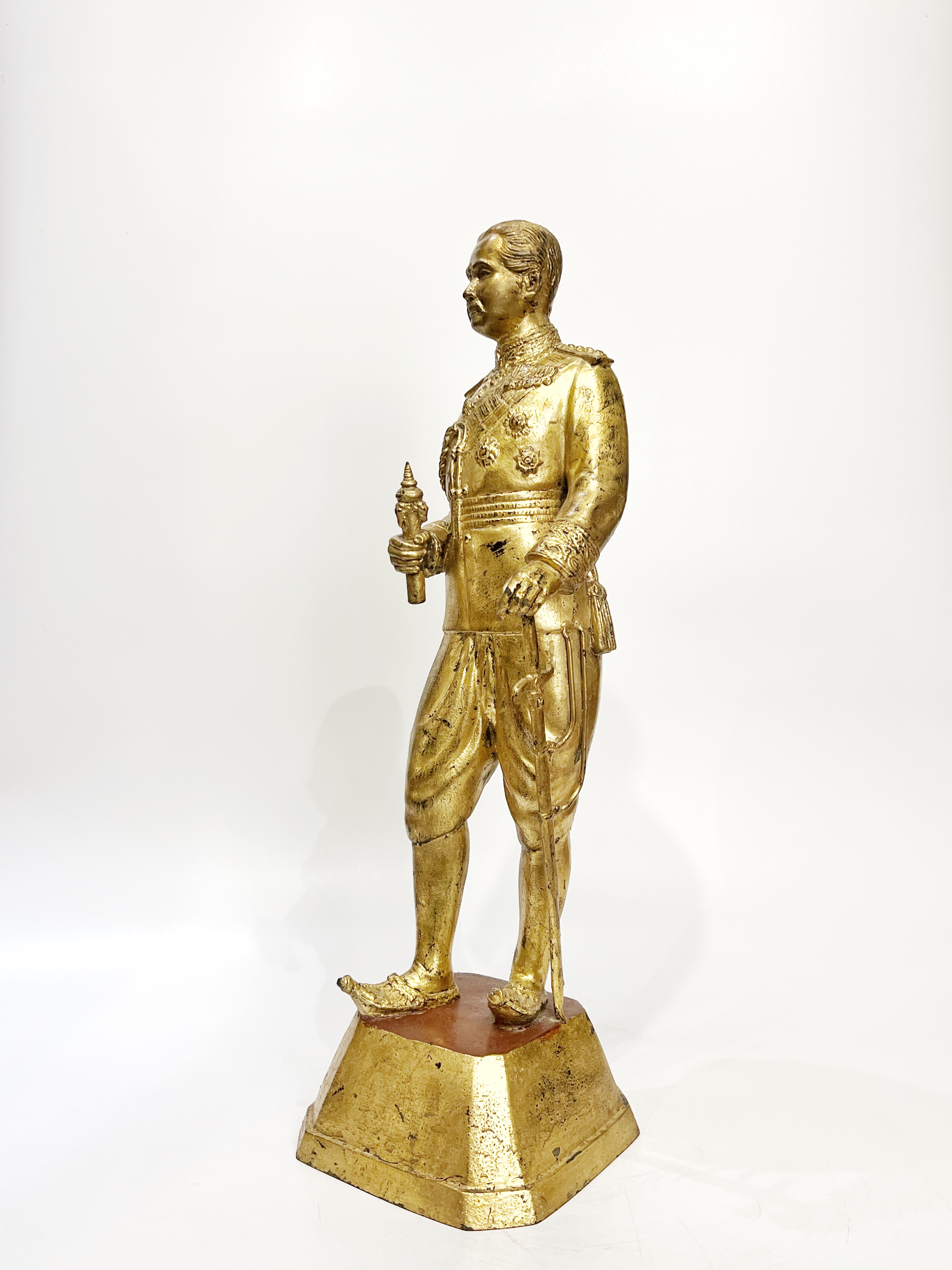 รัชกาลที่ 5 หน้าตัก 12 นิ้ว