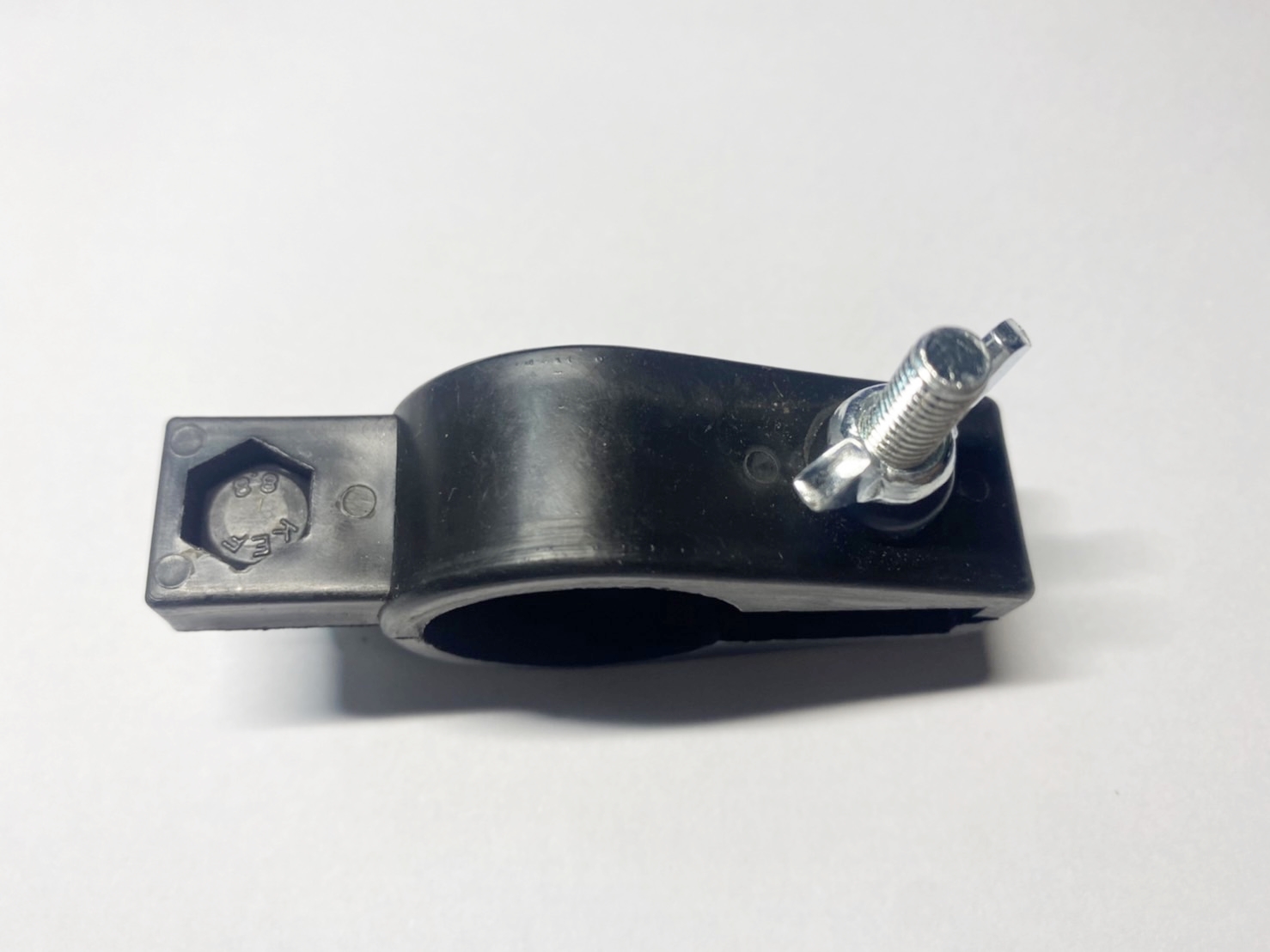 ตัวล็อคก้านตัดหญ้า บุชล็อกก้าน เครื่องตัดหญ้า 411 มีหูหิ้ว (คละสี)