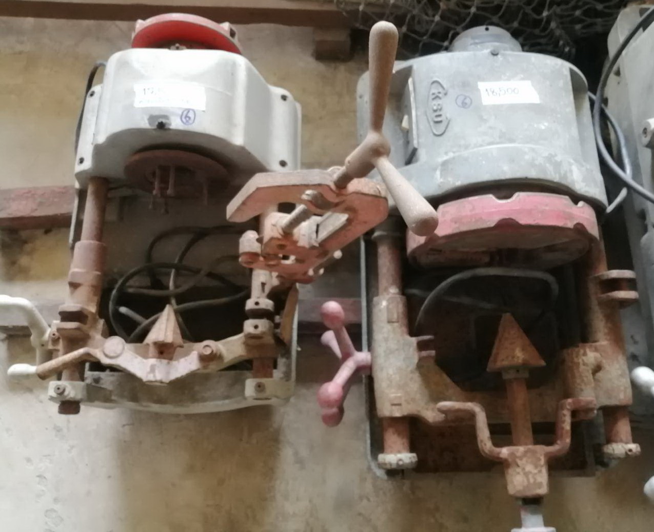 เครื่องต๊าปเกรียว 3 นิ้ว KSO