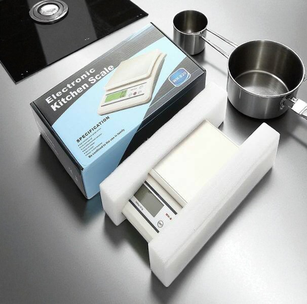 เครื่องชั่งในครัวเรือน 10 kg. ค่าละเอียด 1 g.