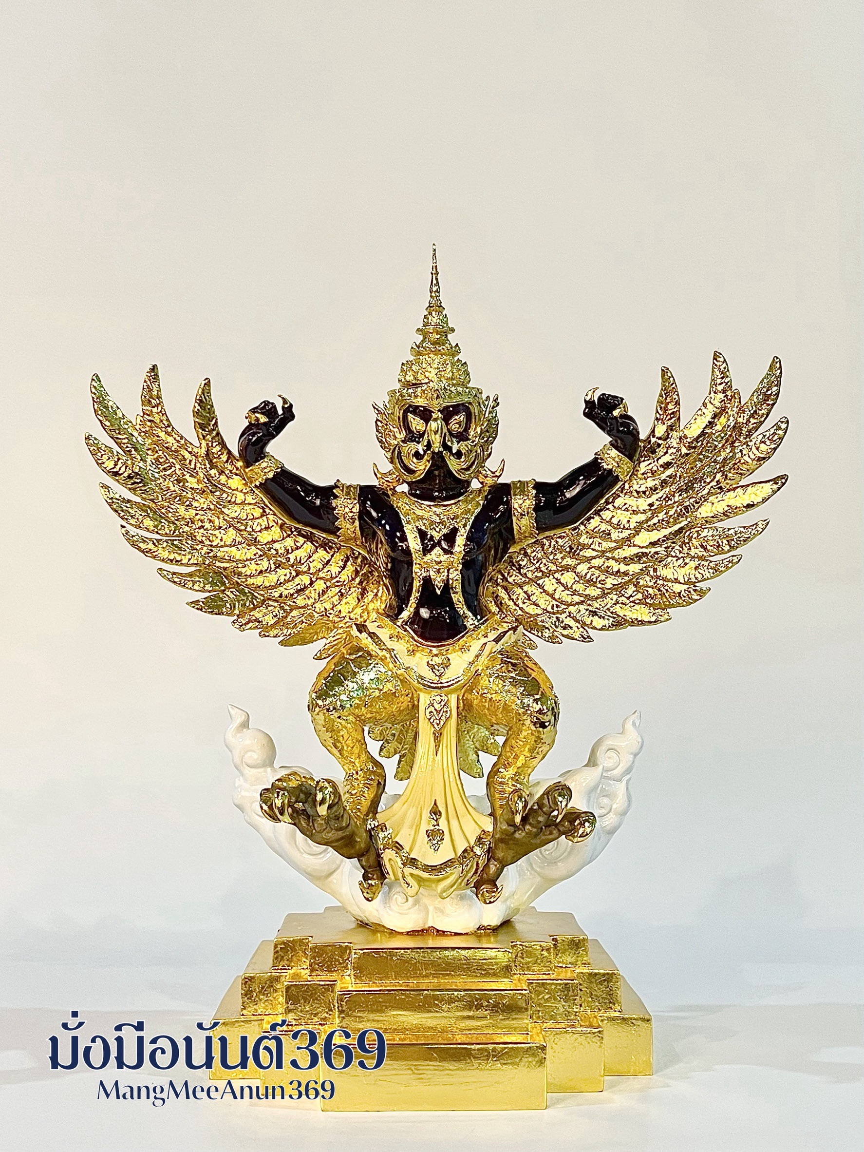 ชุด 9 ราชาแห่งครุฑ สูง 19 นิ้ว (10 องค์)