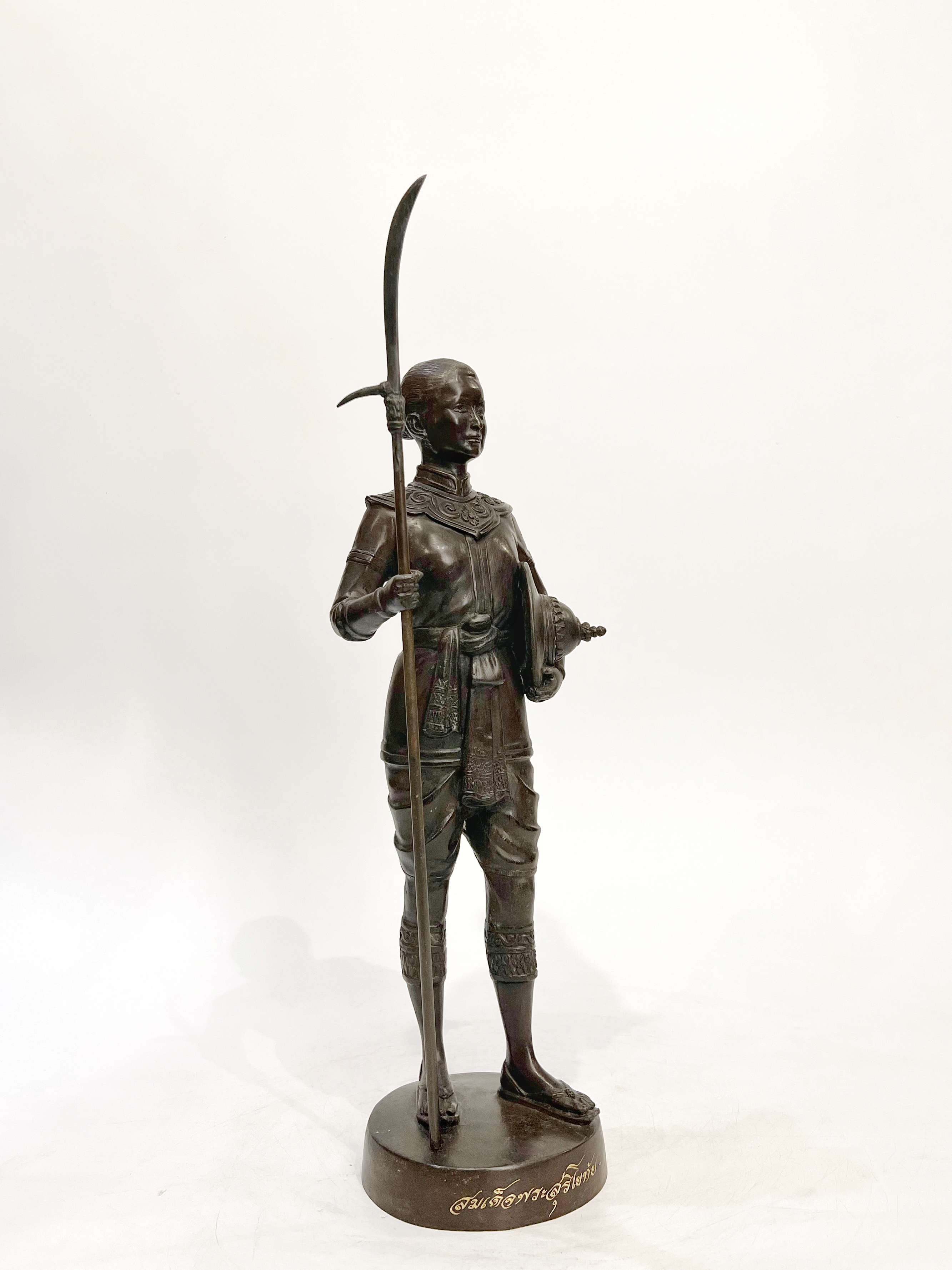 สมเด็จพระสุริโยทัย หน้าตัก 7 นิ้ว