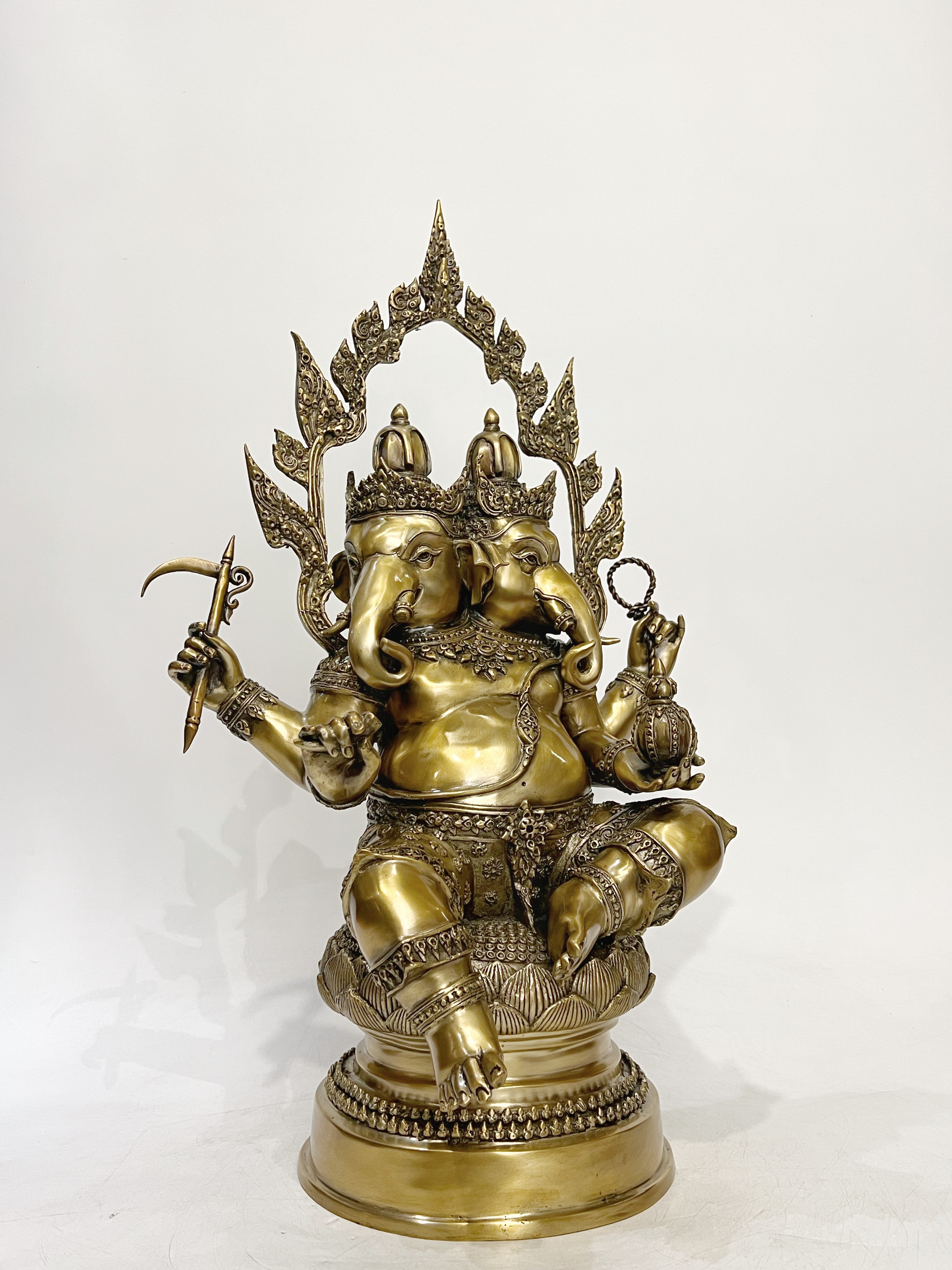 พระพิฆเนศ ปางทวิมุข หน้าตัก 9 นิ้ว