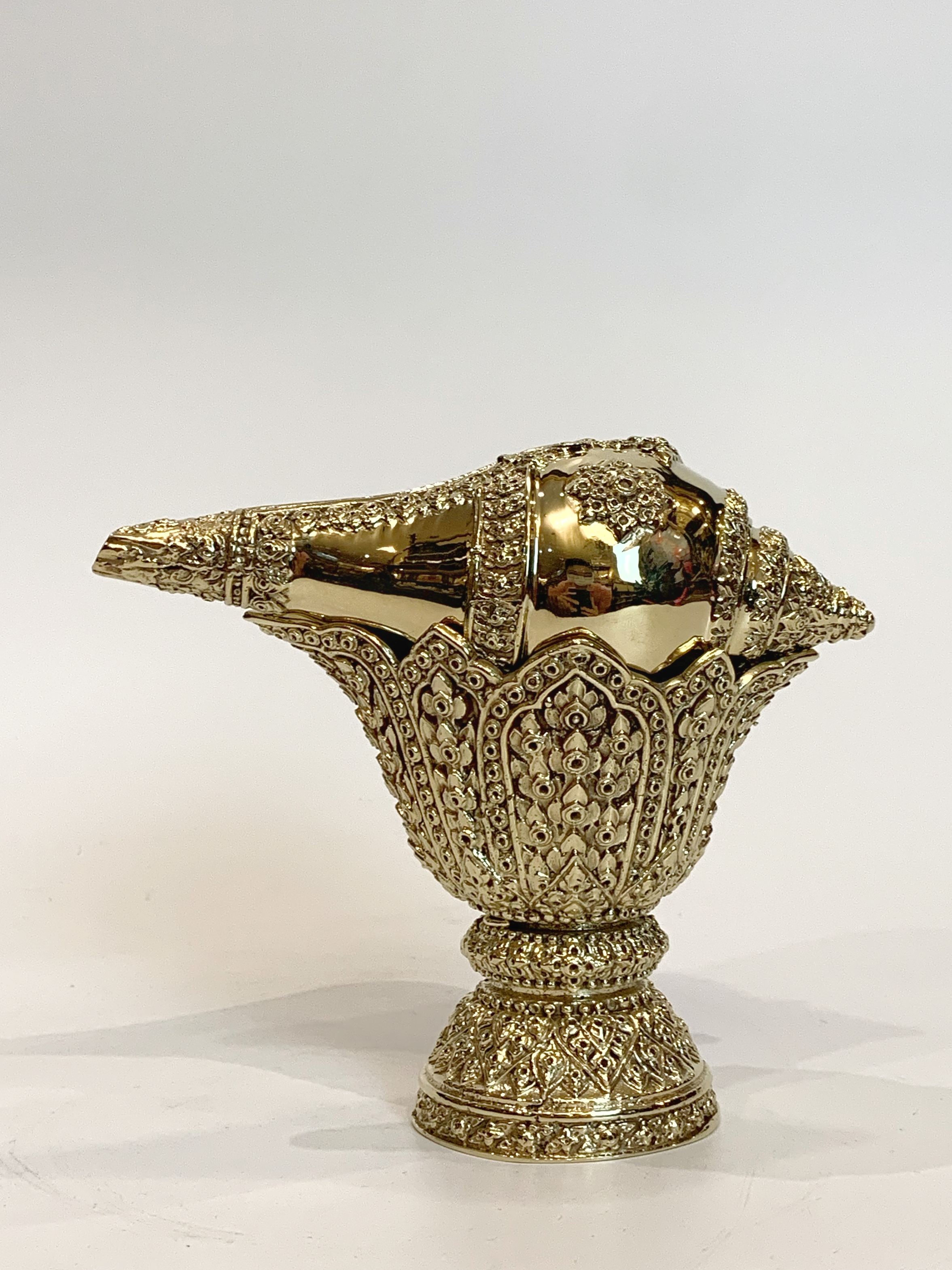 มหาสังข์ ทรงเครื่องไทย