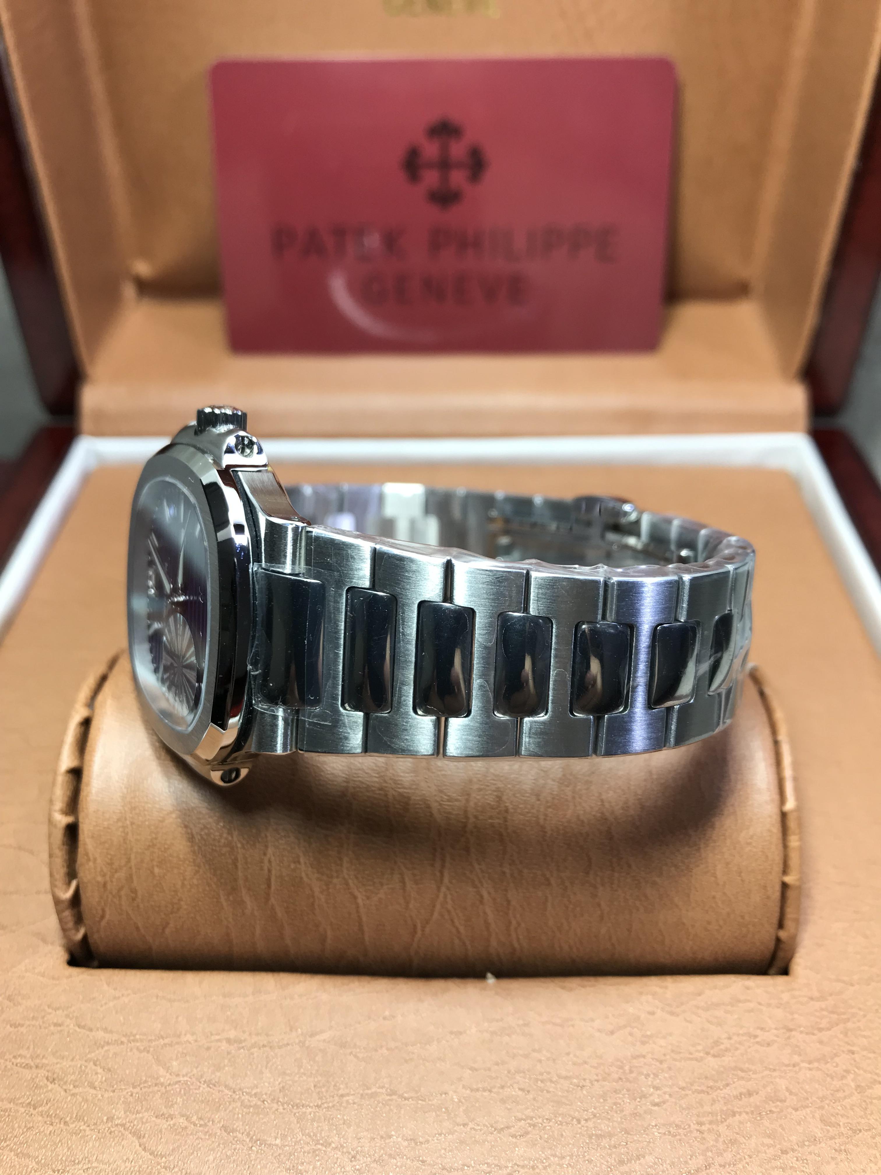 Patek Philippe Nautilus (Swiss)