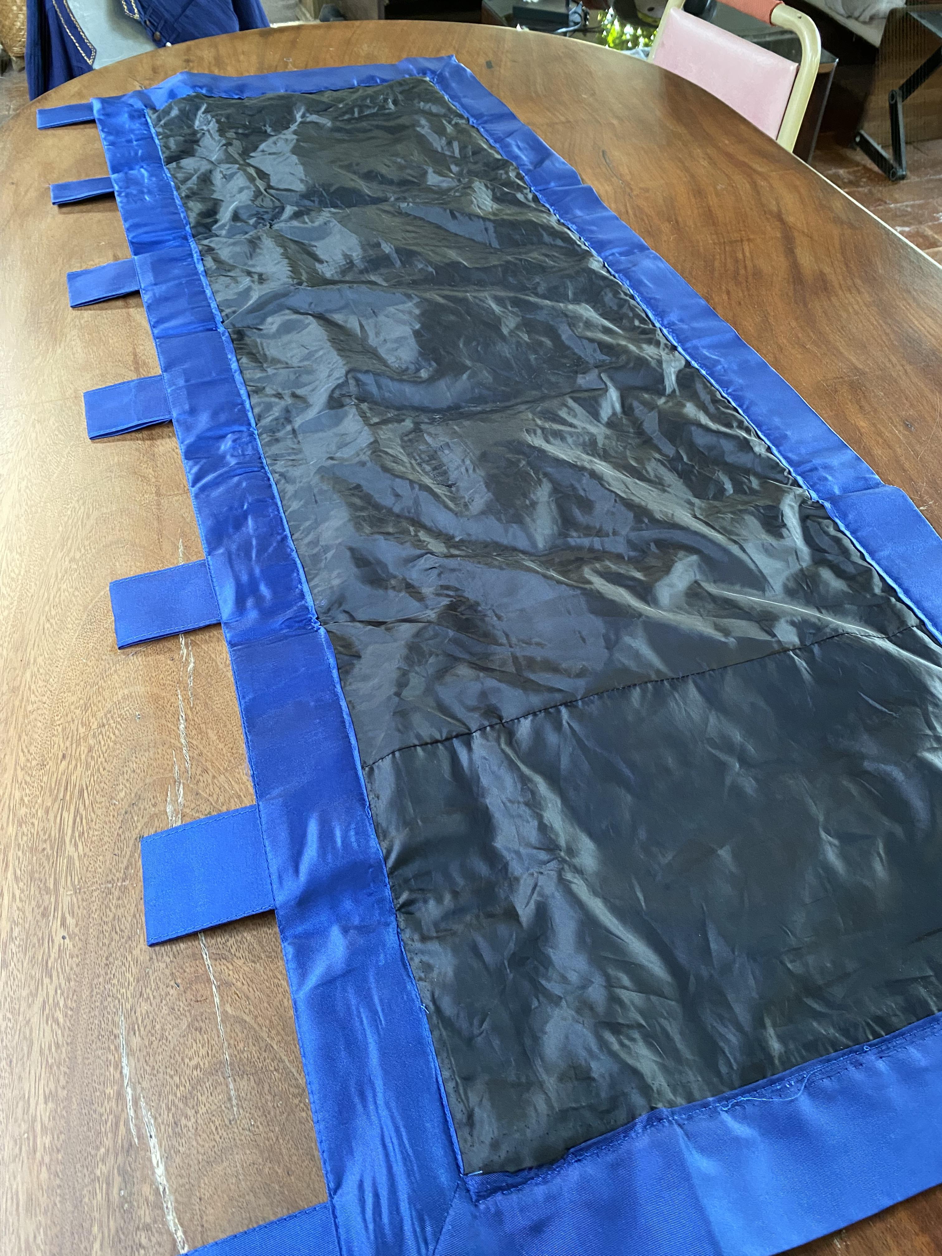 ผ้าปักช้าง แขวนผนัง แนวนอน ช้าง 5 ตัว ปักมุก และเลื่อม งานฝีมือพม่า elephant hand embroidery wall-hanging Myanmar