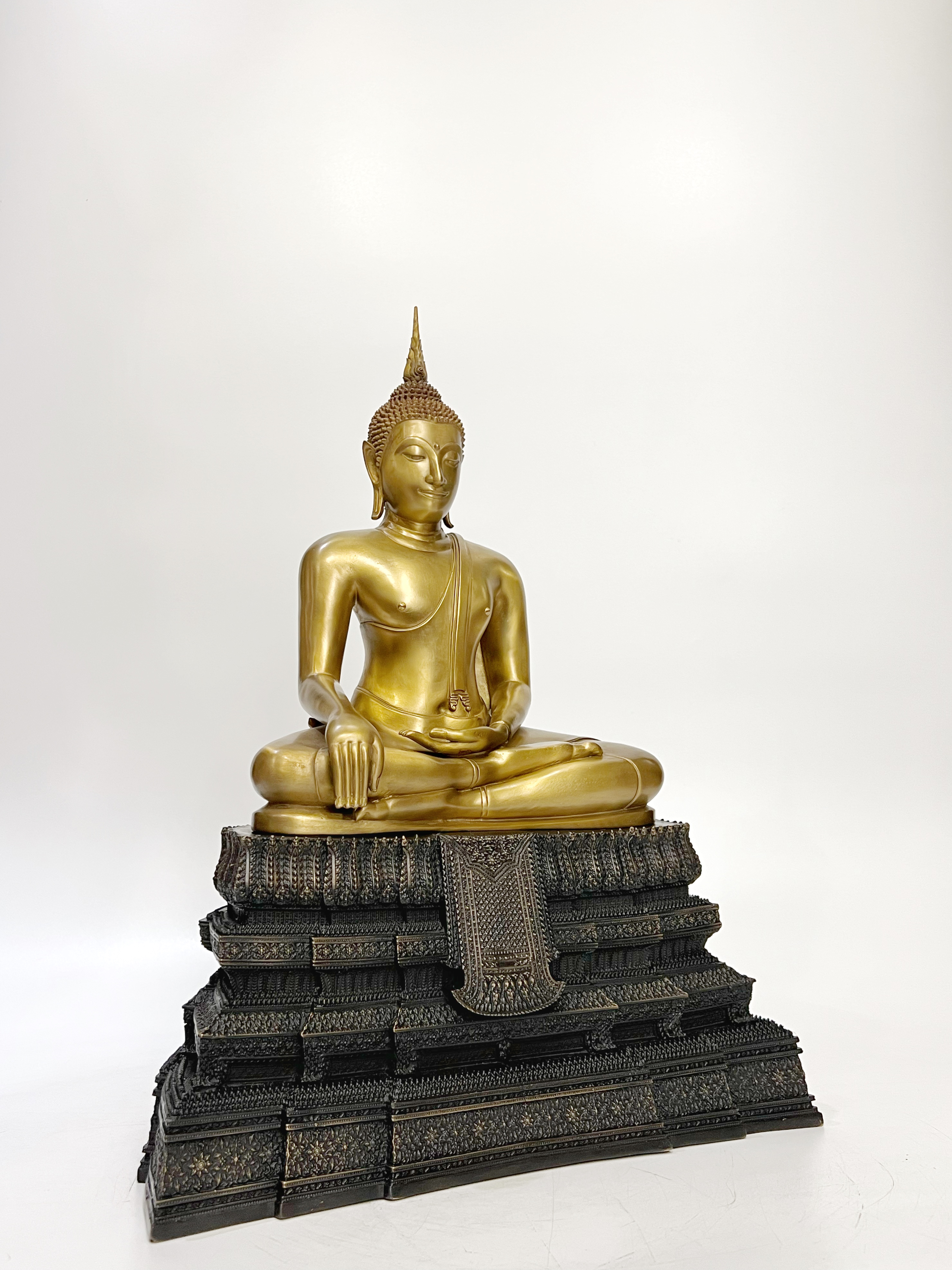 พระพุทธศรีศากยมุนี หน้าตัก 9 นิ้ว (เลข 17)