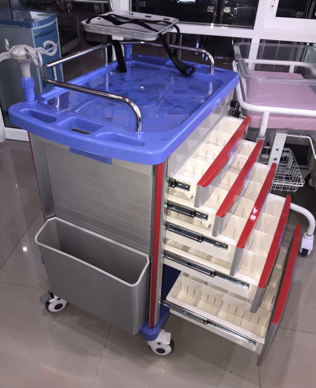 รถเข็นพยาบาลฉุกเฉินช่วยชีวิต Emergency Cart มีที่สำหรับตั้ง Laptop รุ่น SL-F09-2