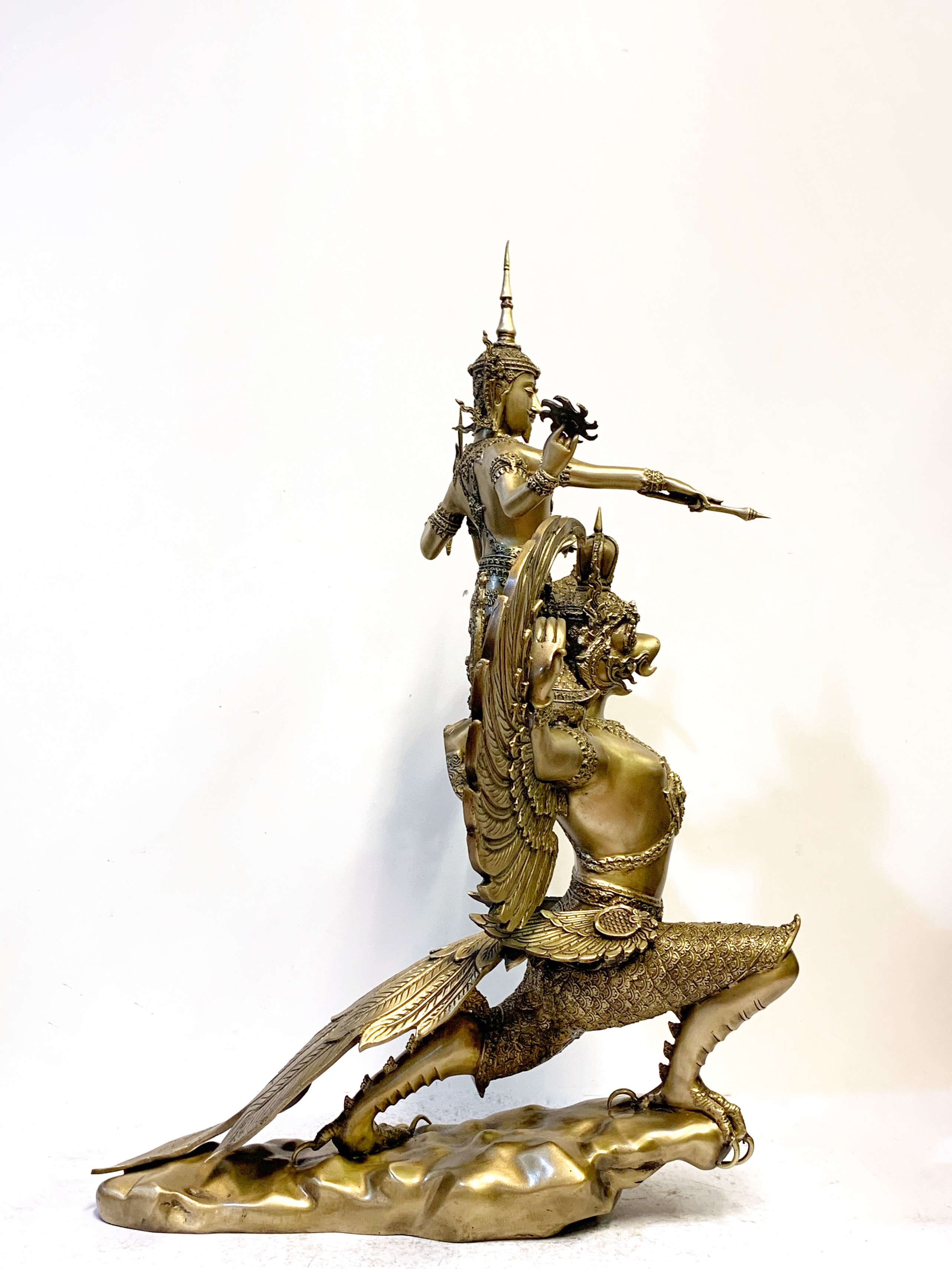 พระนารายณ์ทรงครุฑ หน้าตัก 9 นิ้ว