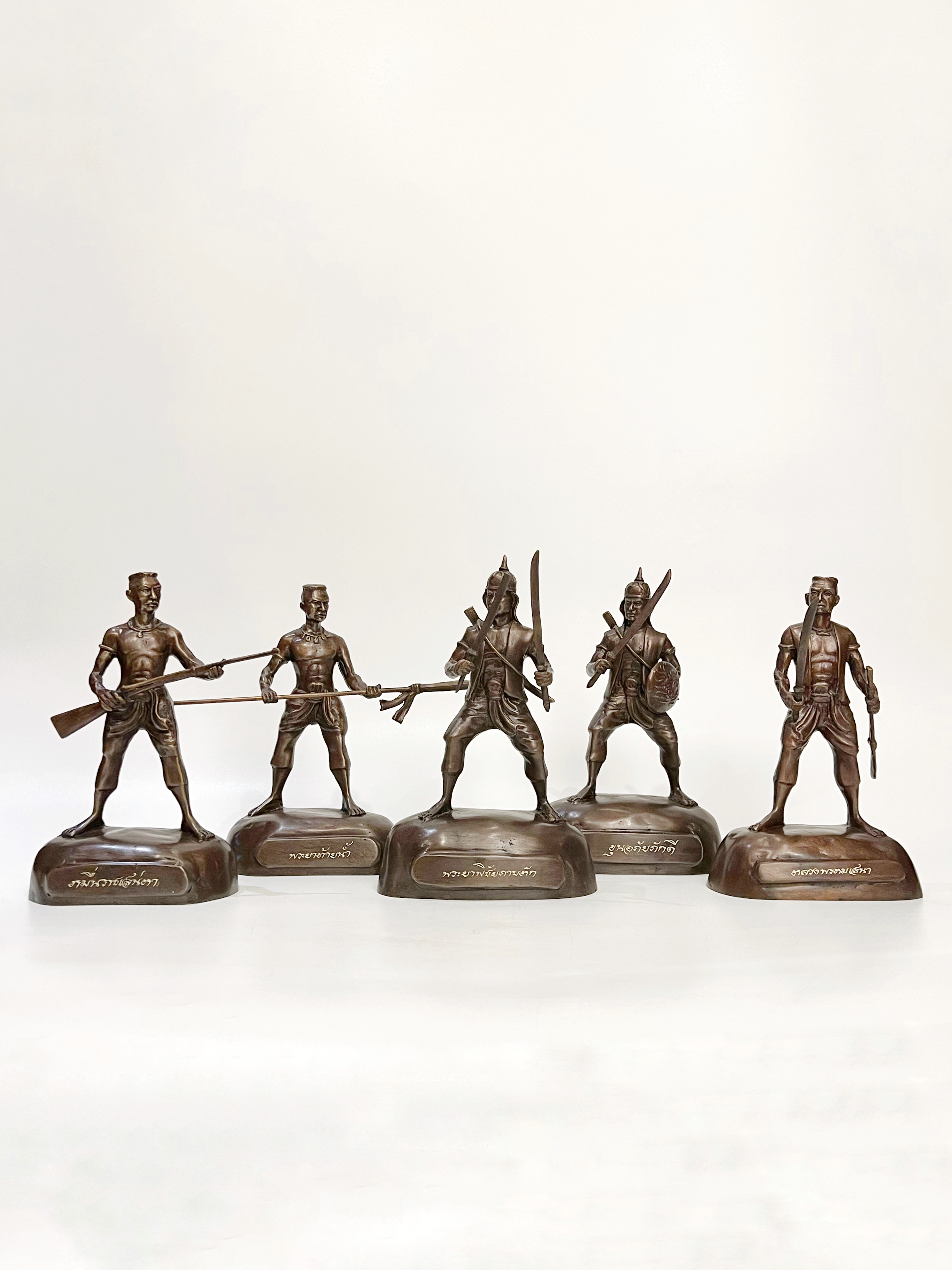 ทหารเสือพระเจ้าตาก สูง 9 นิ้ว