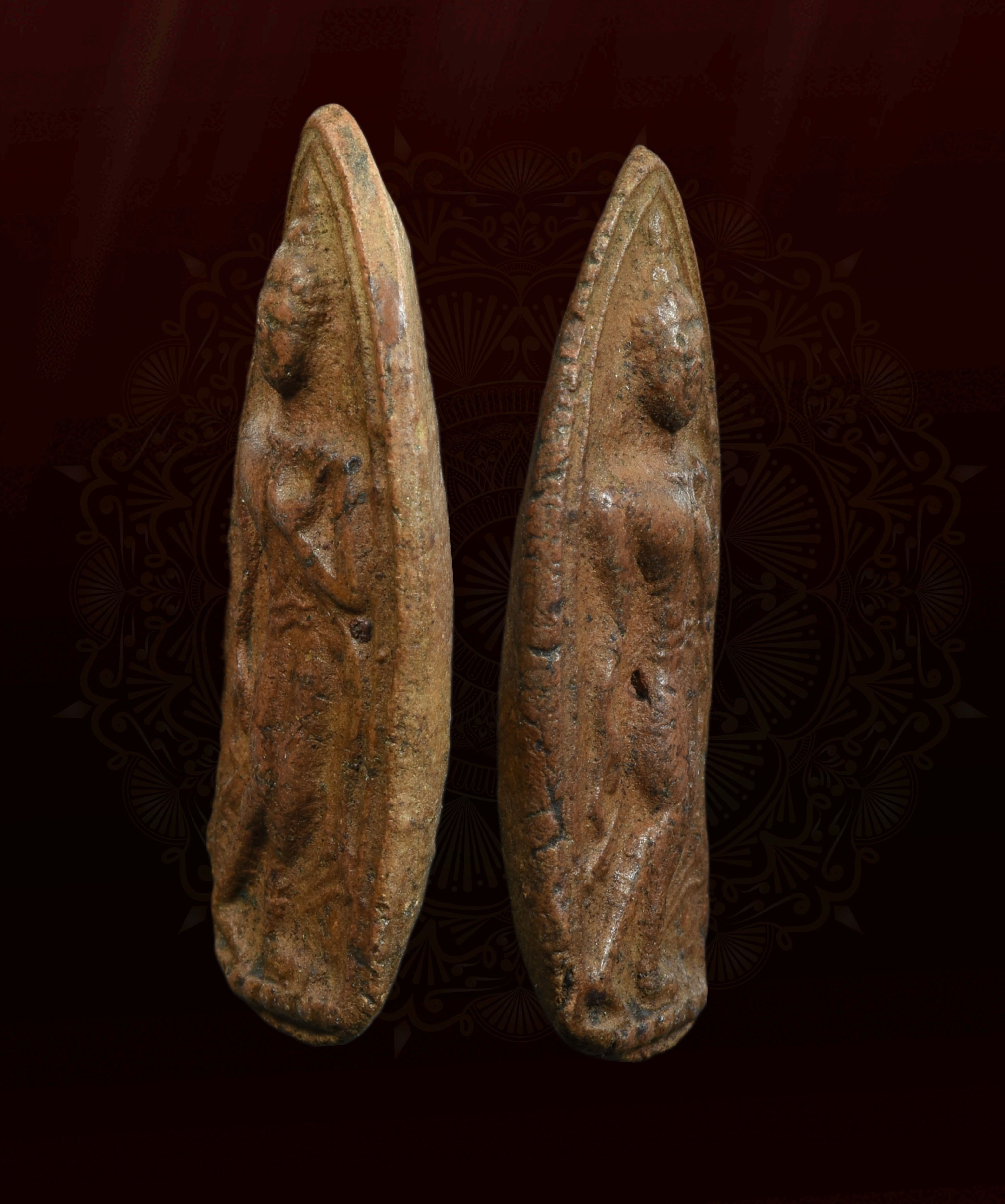 พระลีลา กรุลานดอกไม้