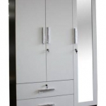 ตู้เสื้อผ้าจูน