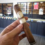 Montecristo White toro "6x54"