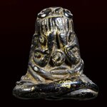 พระปิดตาหลวงพ่อทับ เนื้อเมฆพัตร หลังยันต์ยุ่ง