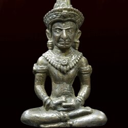 พระร่วงนั่งหมวกขีโบ เนื้อสัมฤทธิ์เงิน