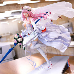 [In-Stock] Zero Two For My Darling - 1/7 (Good Smile Company)