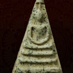 พระสมเด็จโตสามเหลี่ยม เนื้อผง