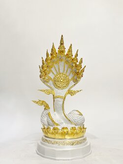 พญานาค 9 เศียร